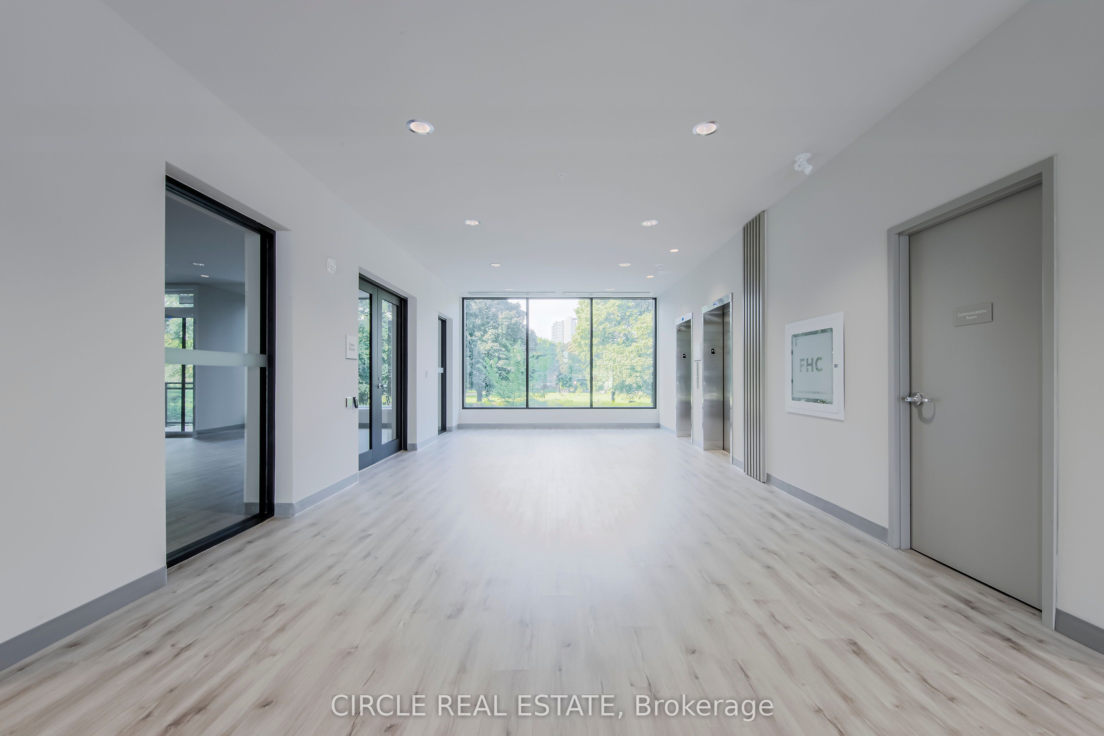 103 Roger Street 607 Property Photo 5