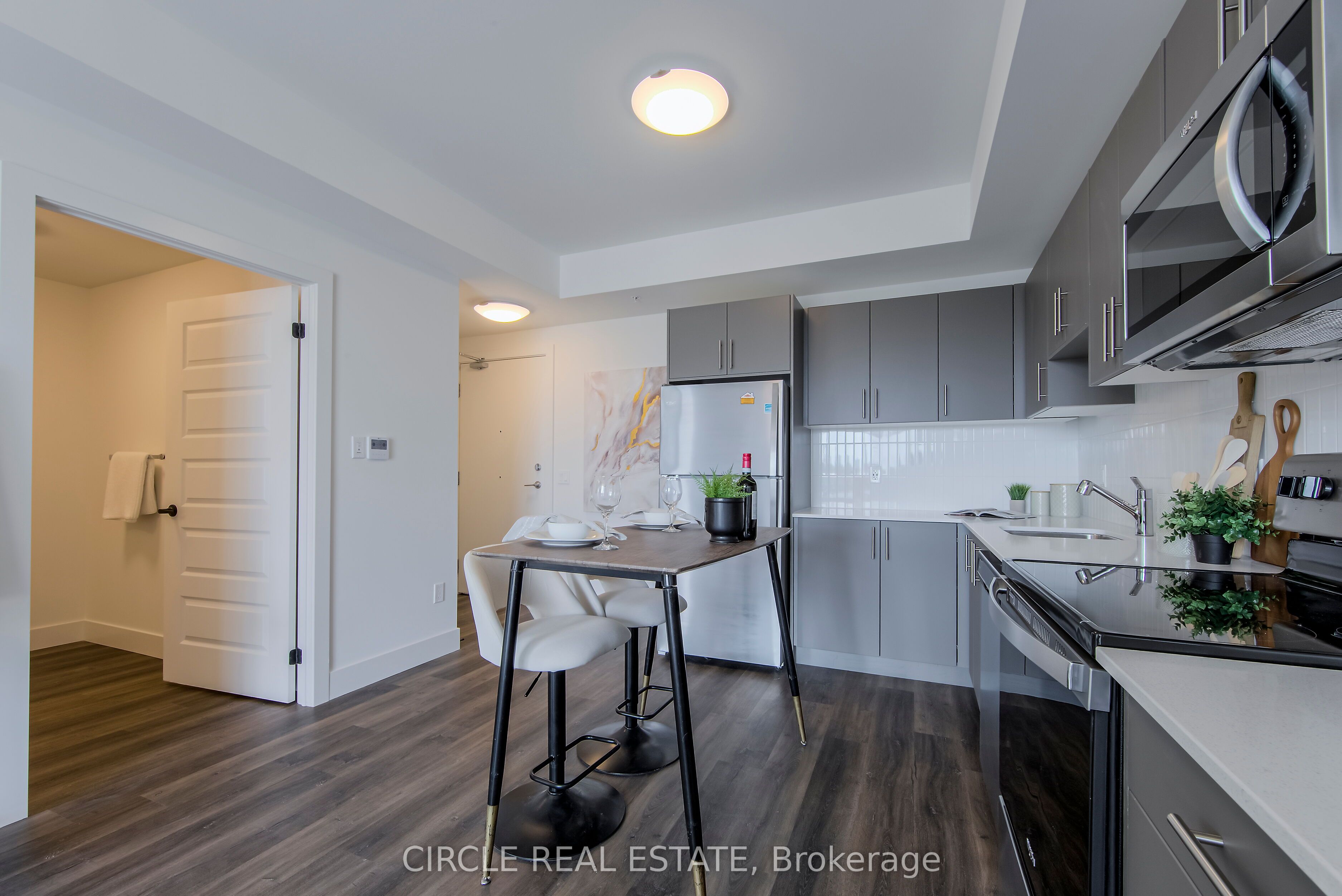 103 Roger Street 607 Property Photo 13