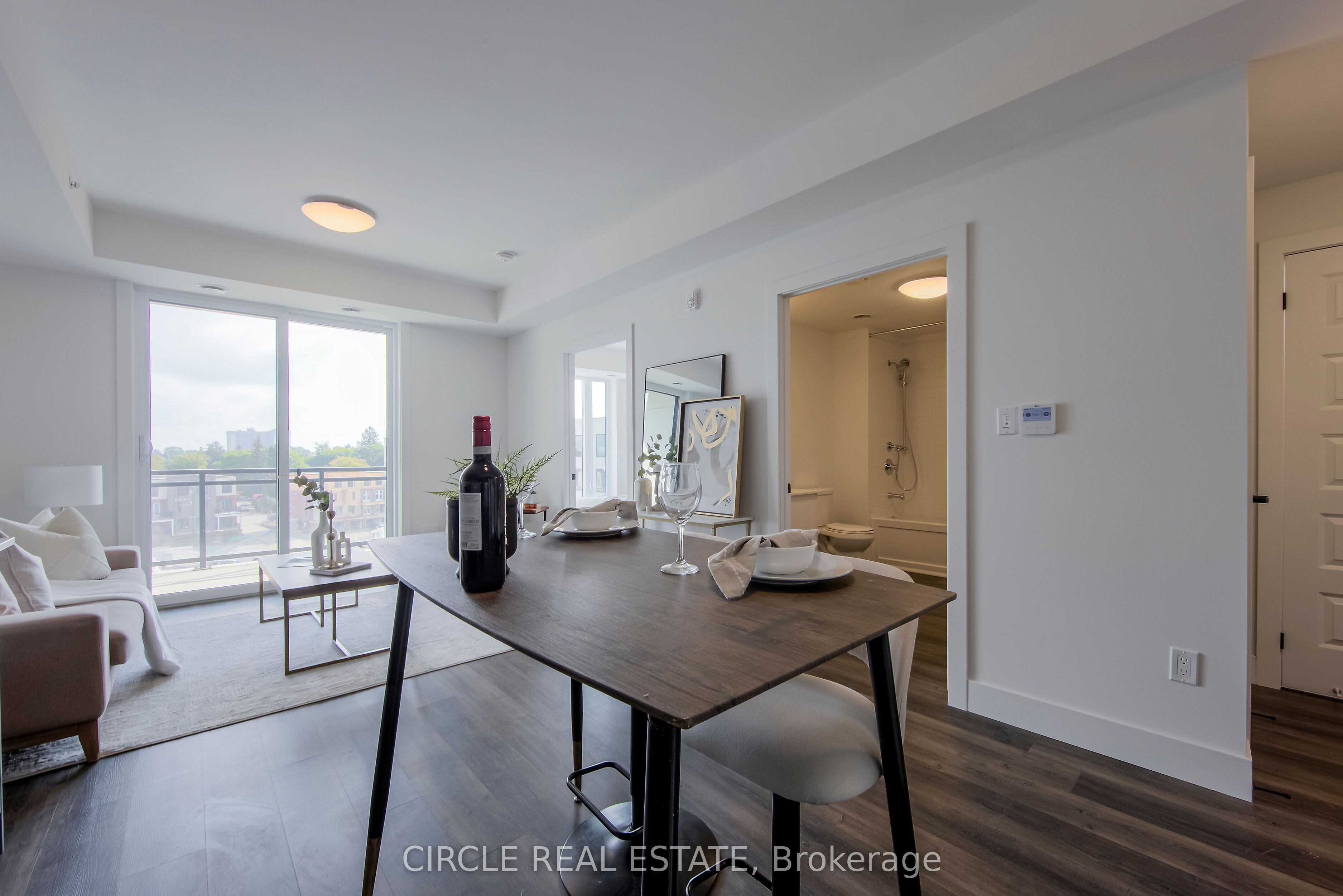 103 Roger Street 607 Property Photo 14