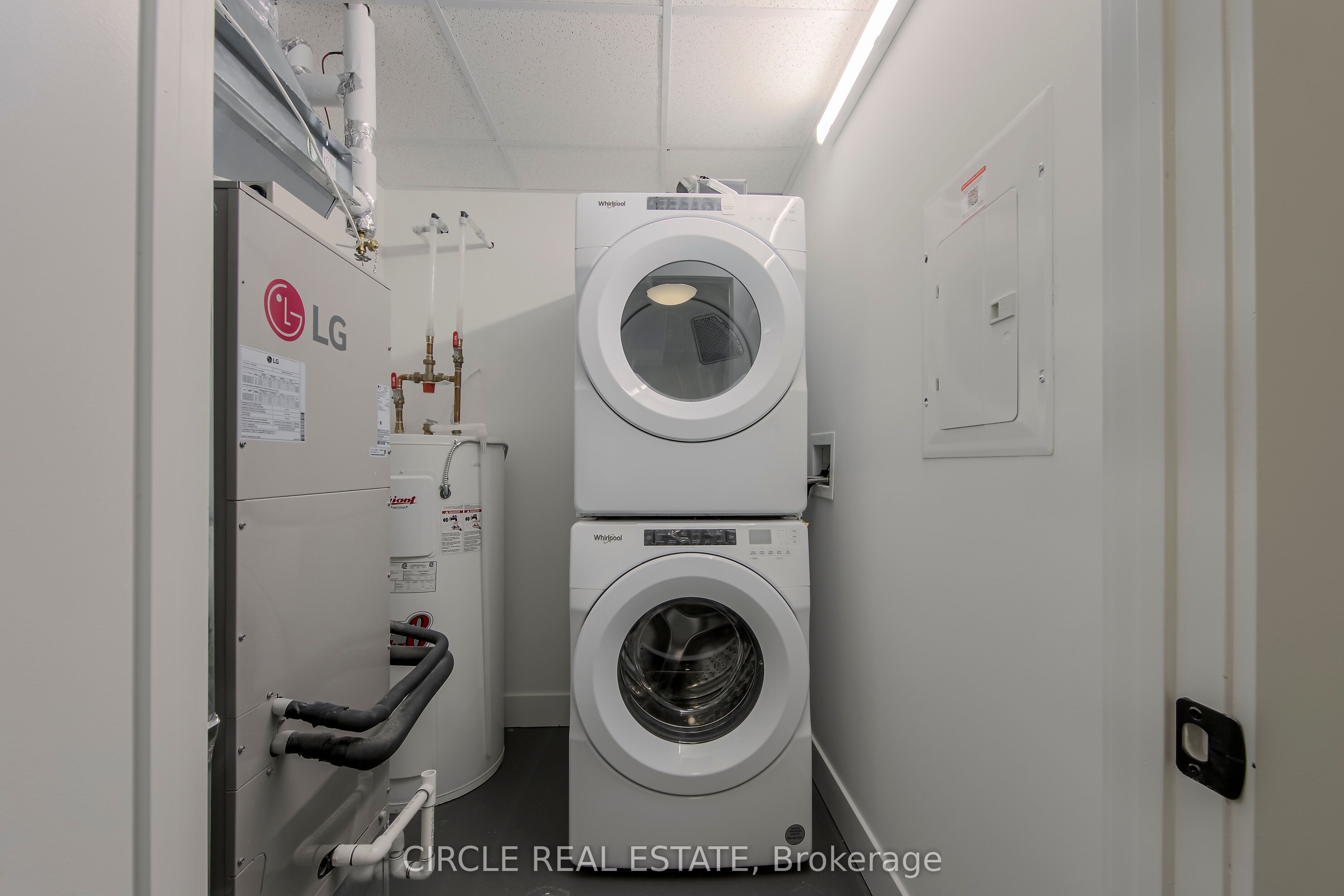 103 Roger Street 607 Property Photo 25