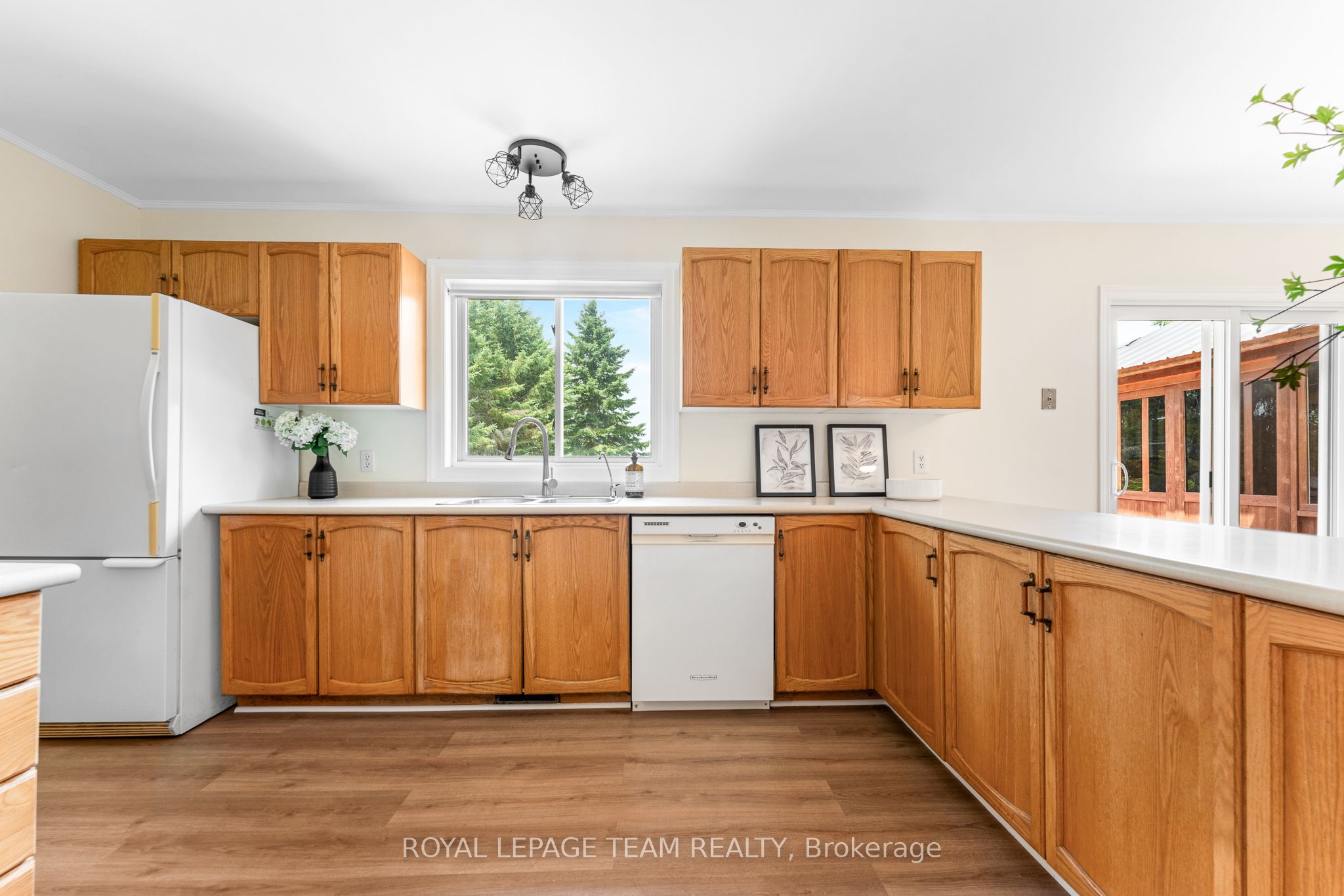 106 Porcupine Trail Property Photo 14