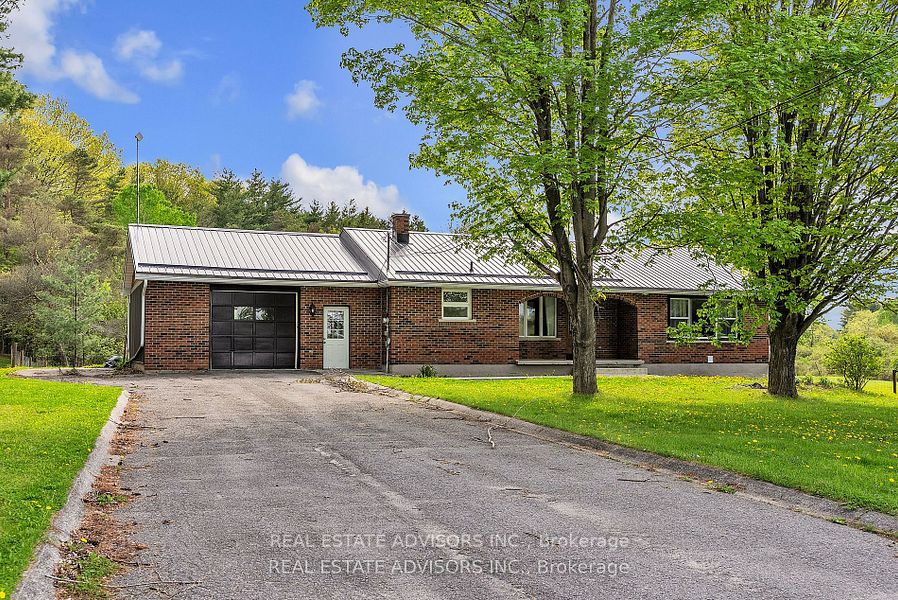 1633 Station Road Property Photo 1
