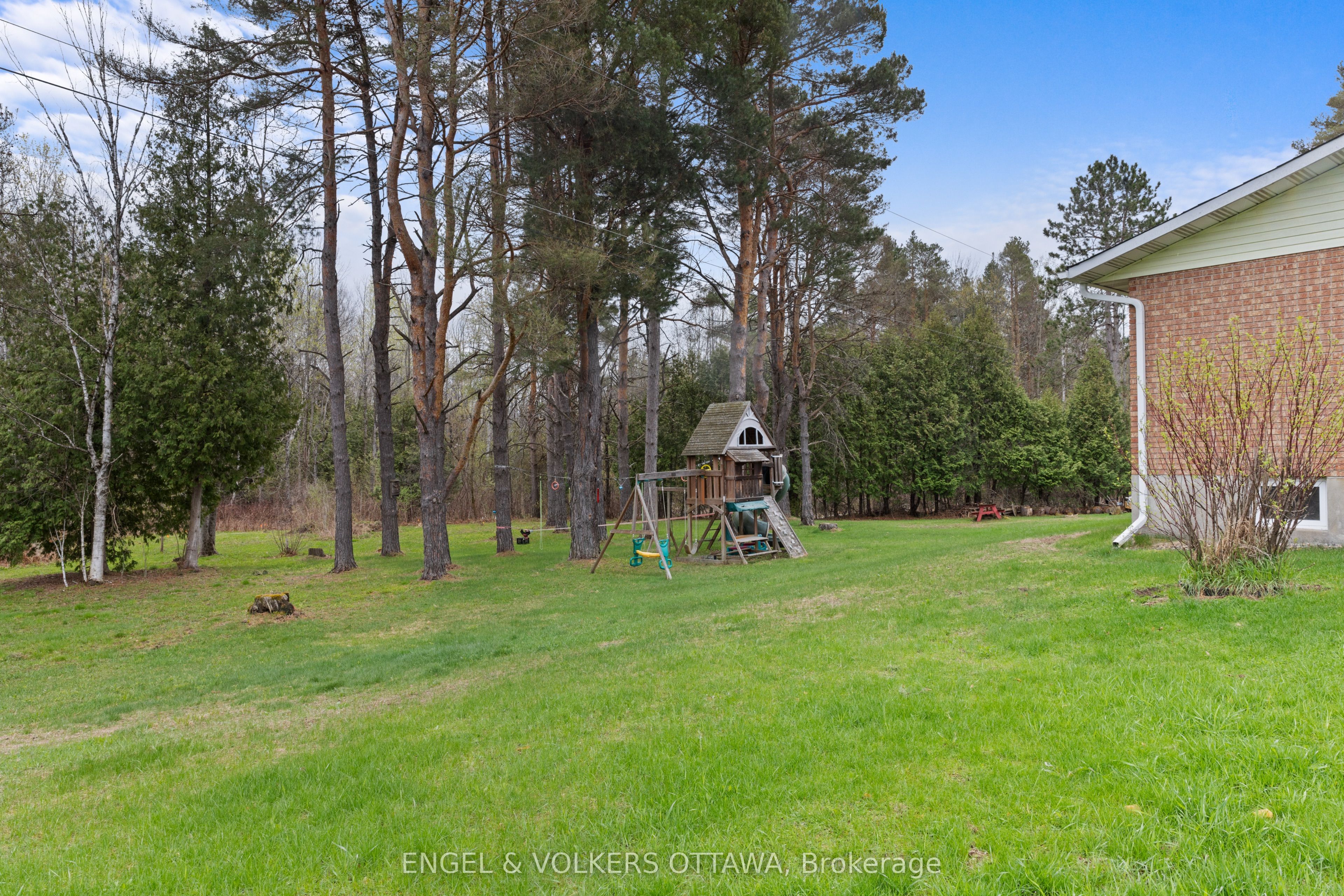 9241 County Road 44 Road Property Photo 34