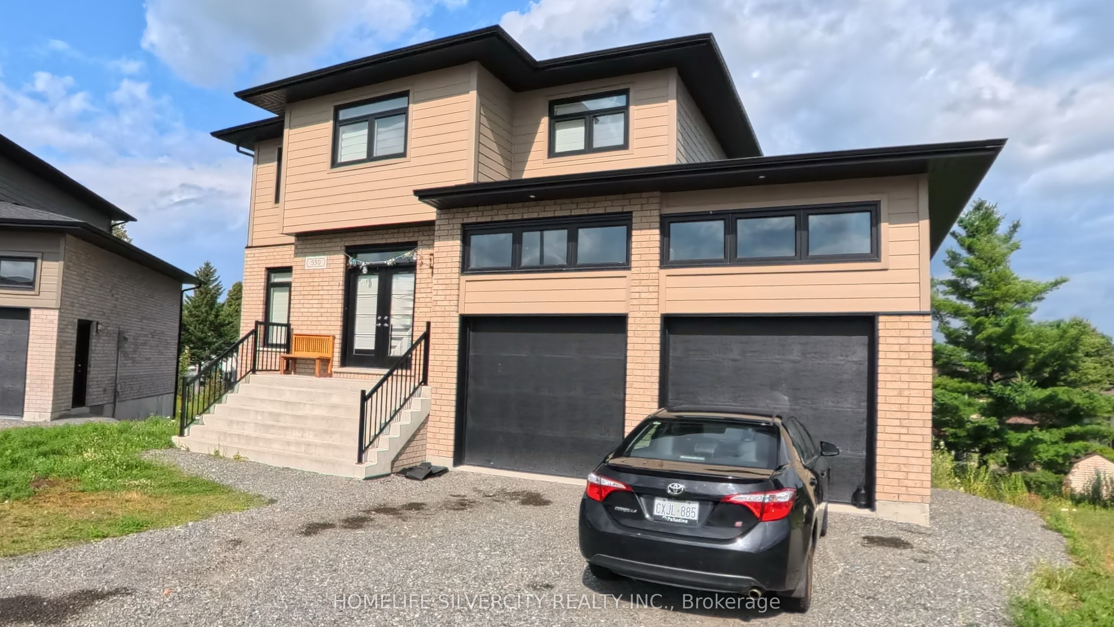 550 Bonaventure Ct Property Photo 1