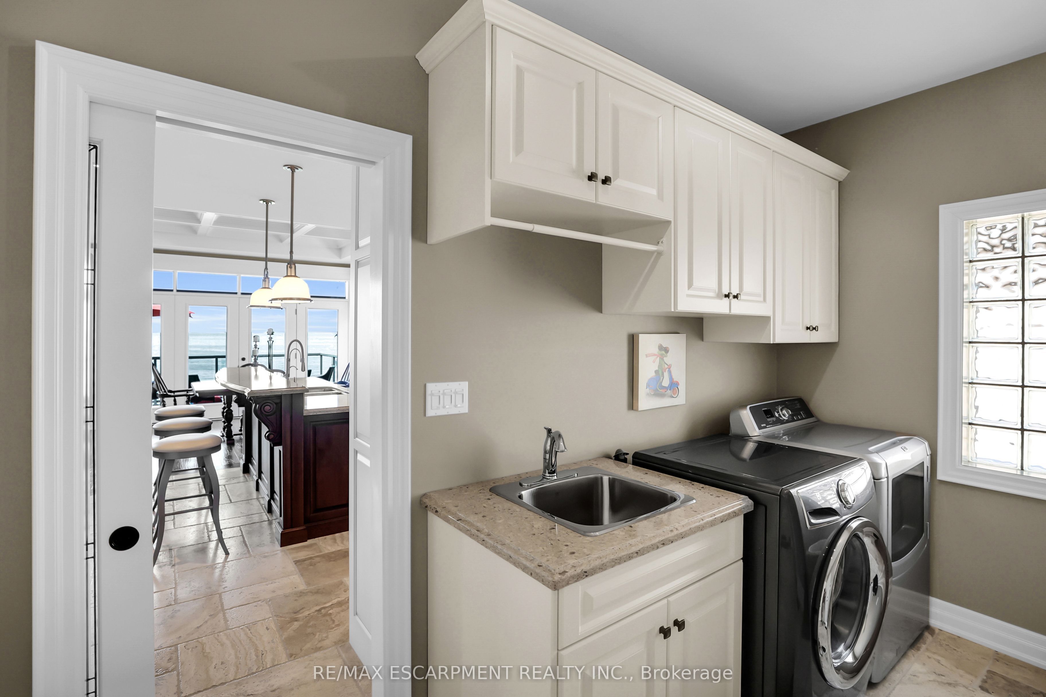61 Lake Street 4 Property Photo 20