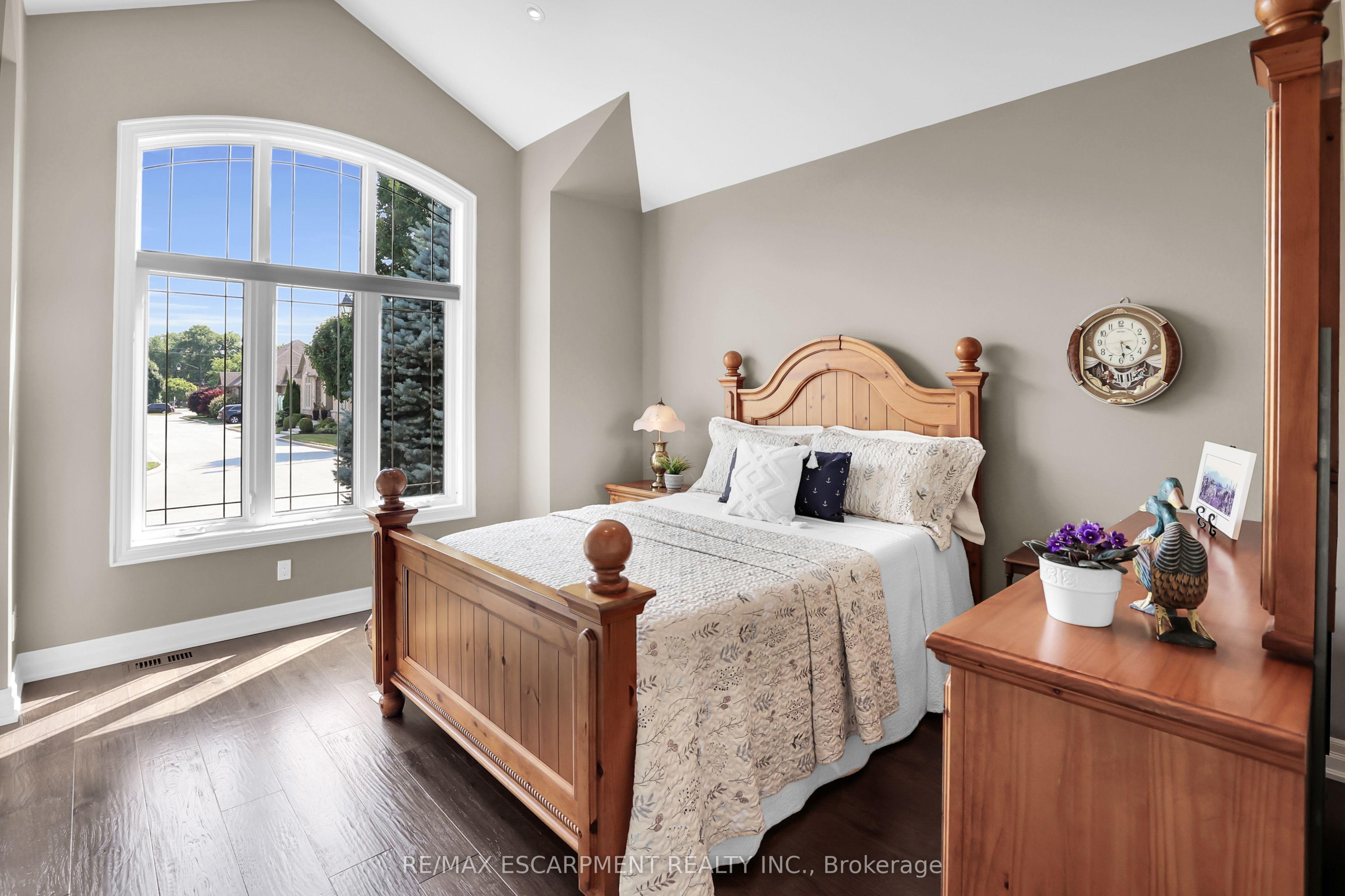 61 Lake Street 4 Property Photo 26