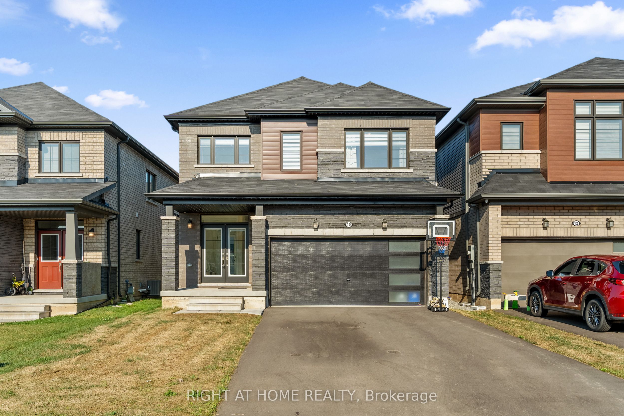10 Buttercream Avenue Property Photo 1