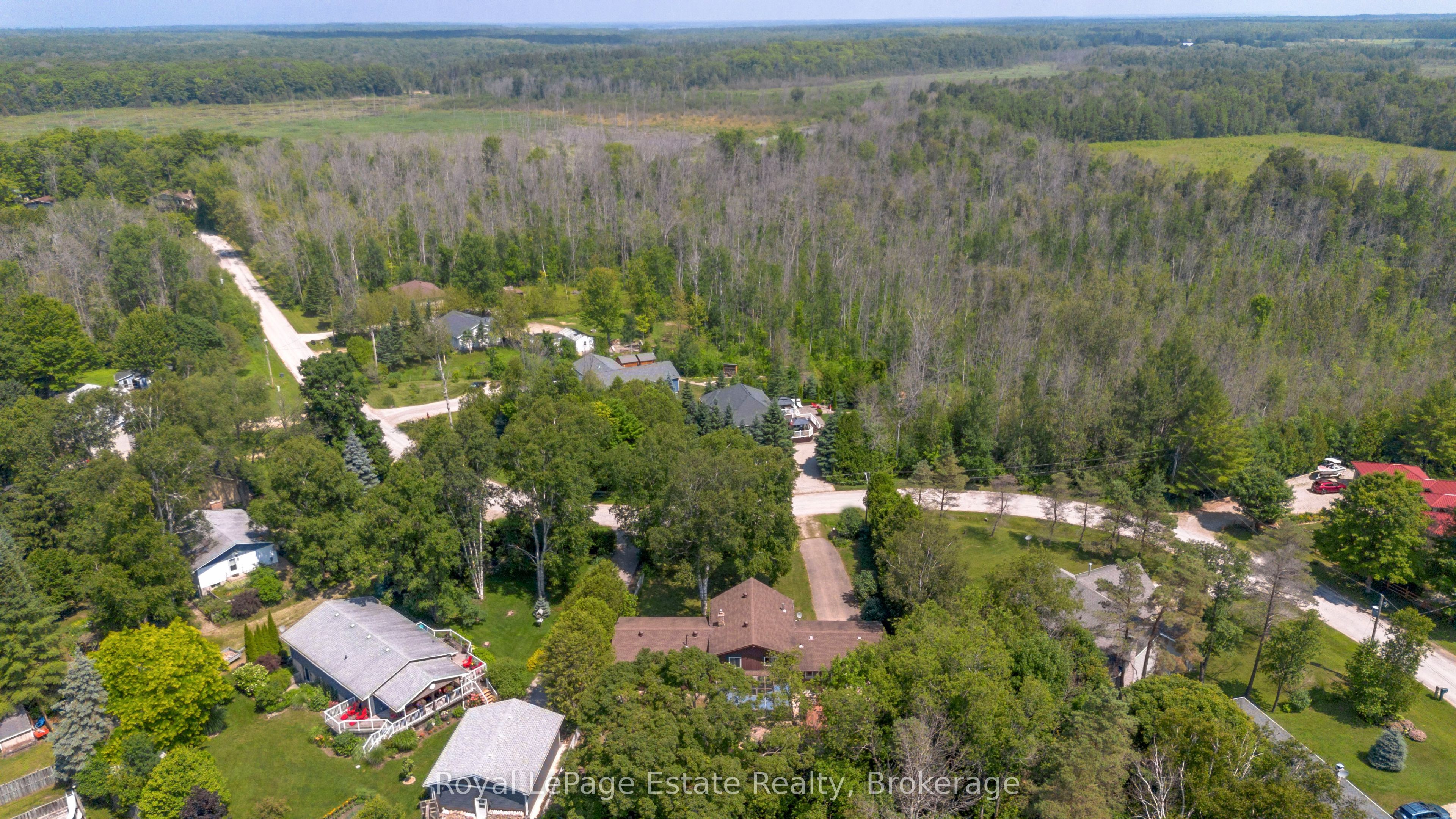 97 Dorena Crescent Property Photo 2