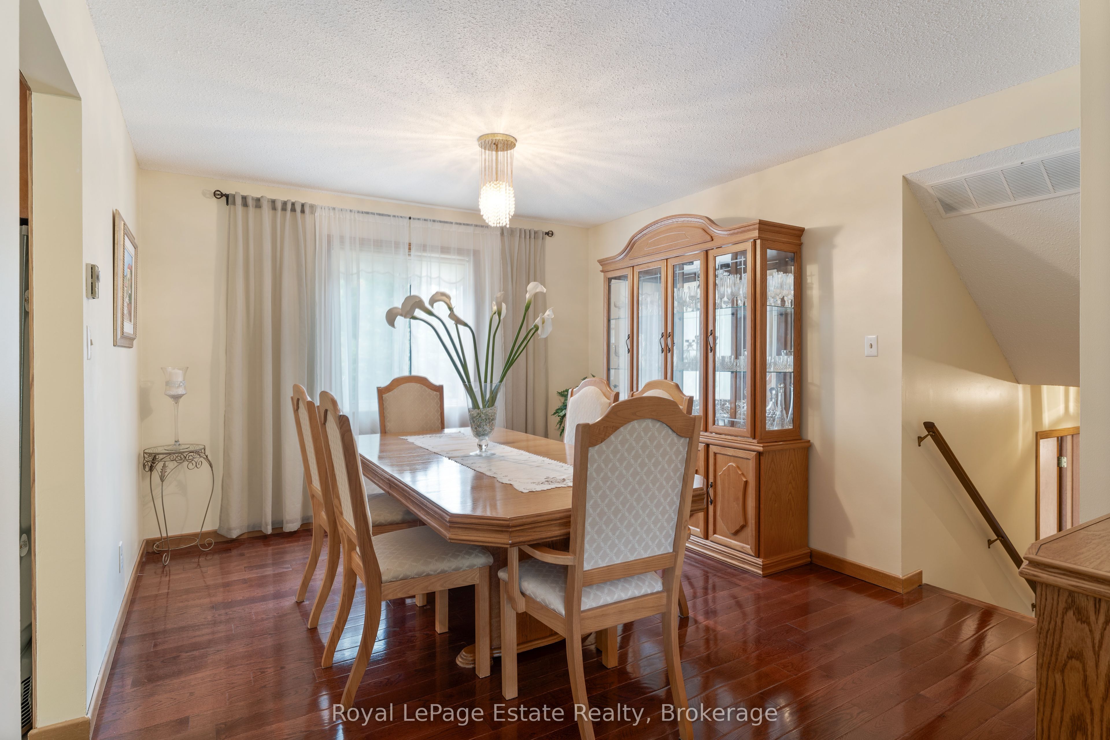 97 Dorena Crescent Property Photo 13