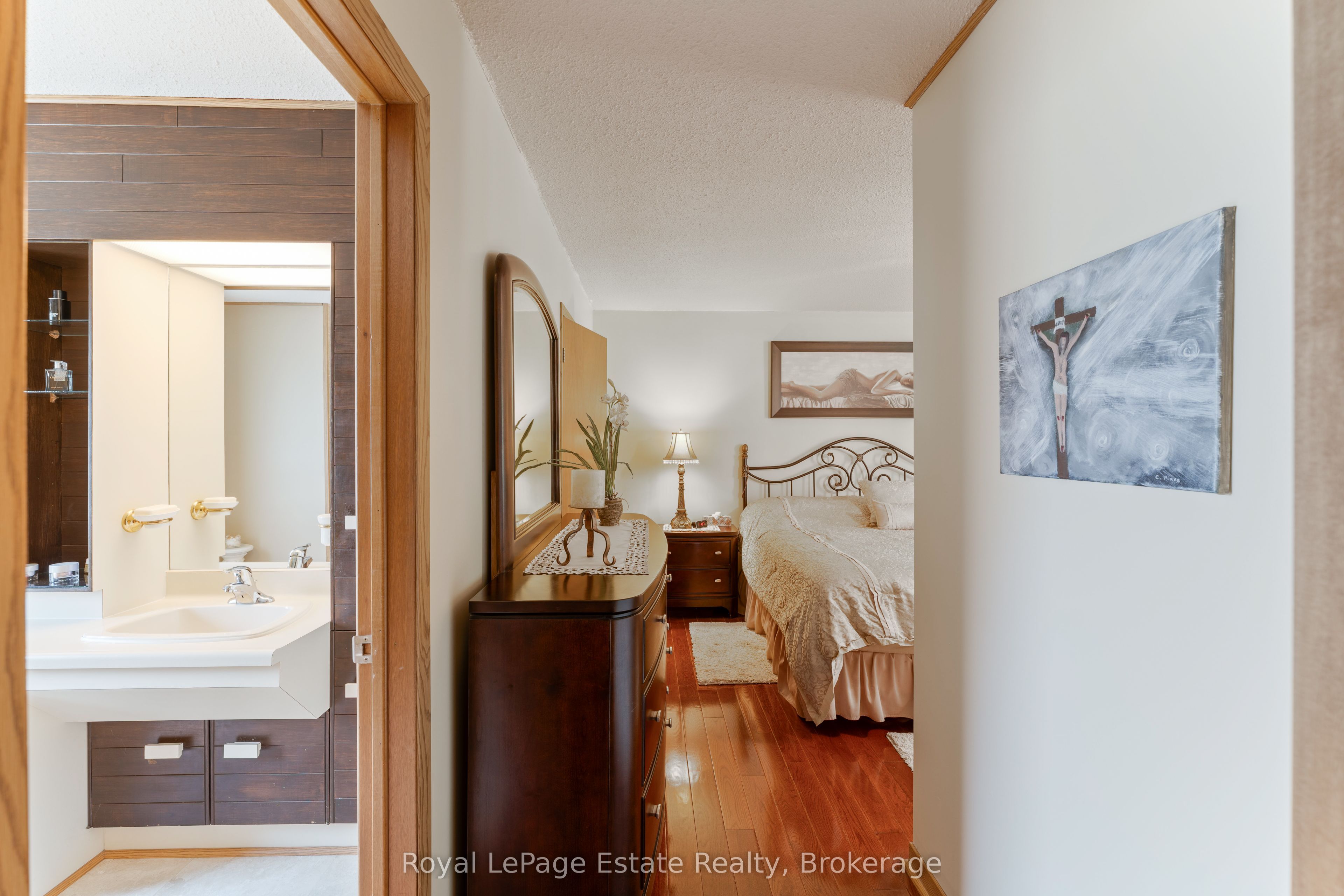 97 Dorena Crescent Property Photo 16