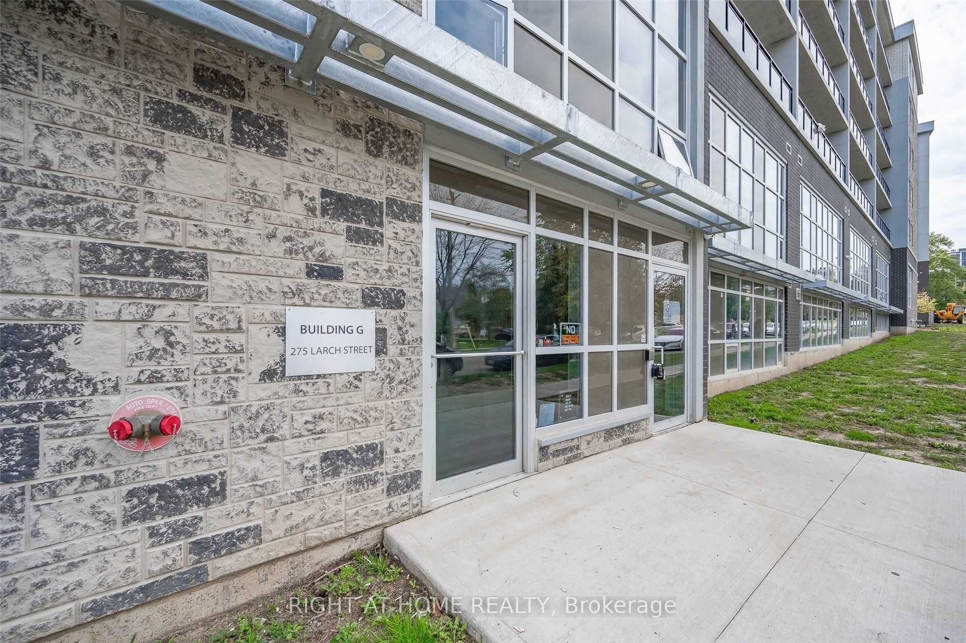 275 Larch St Property Photo 1
