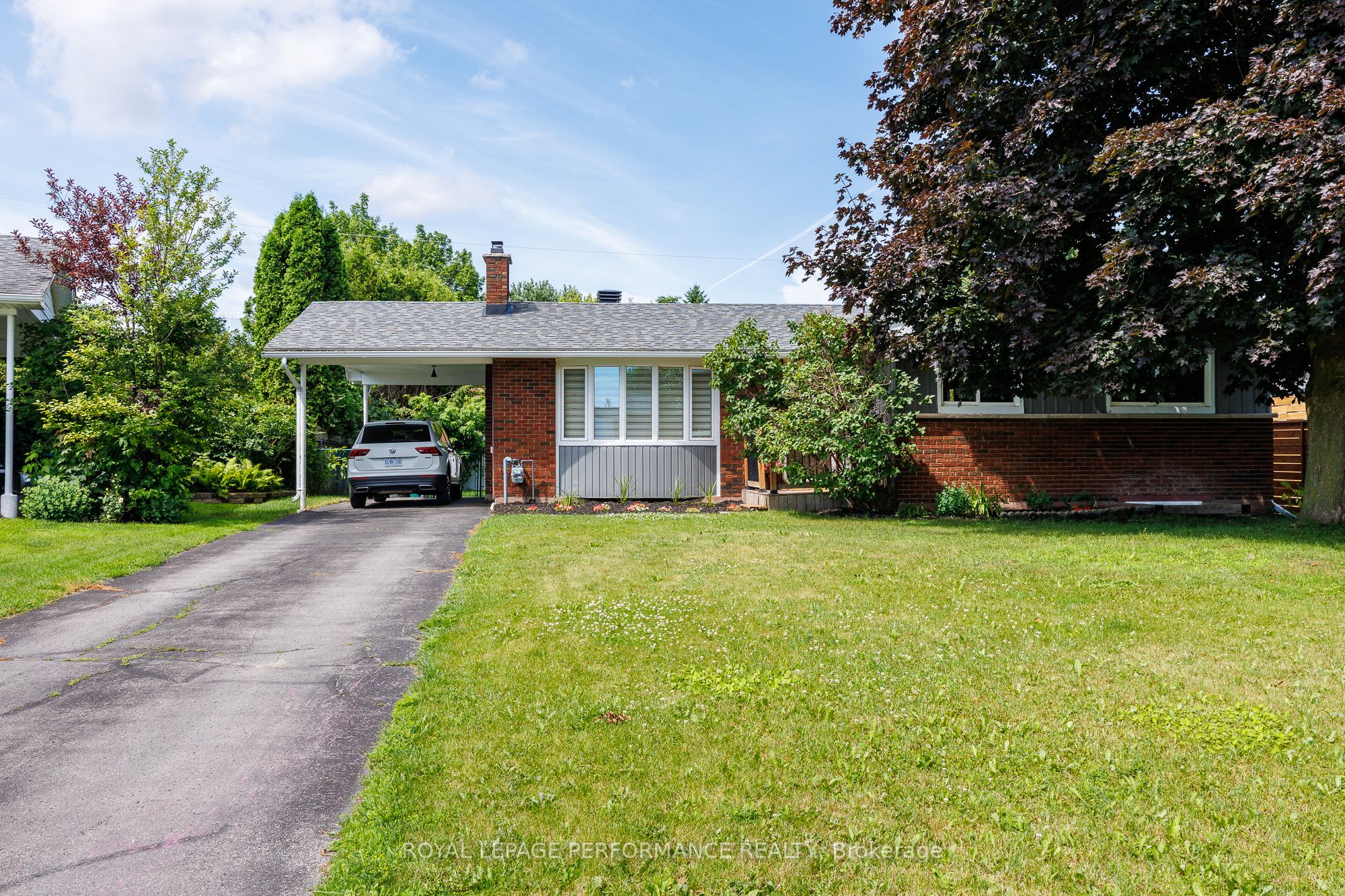 1398 Jamison Ave Property Photo 1