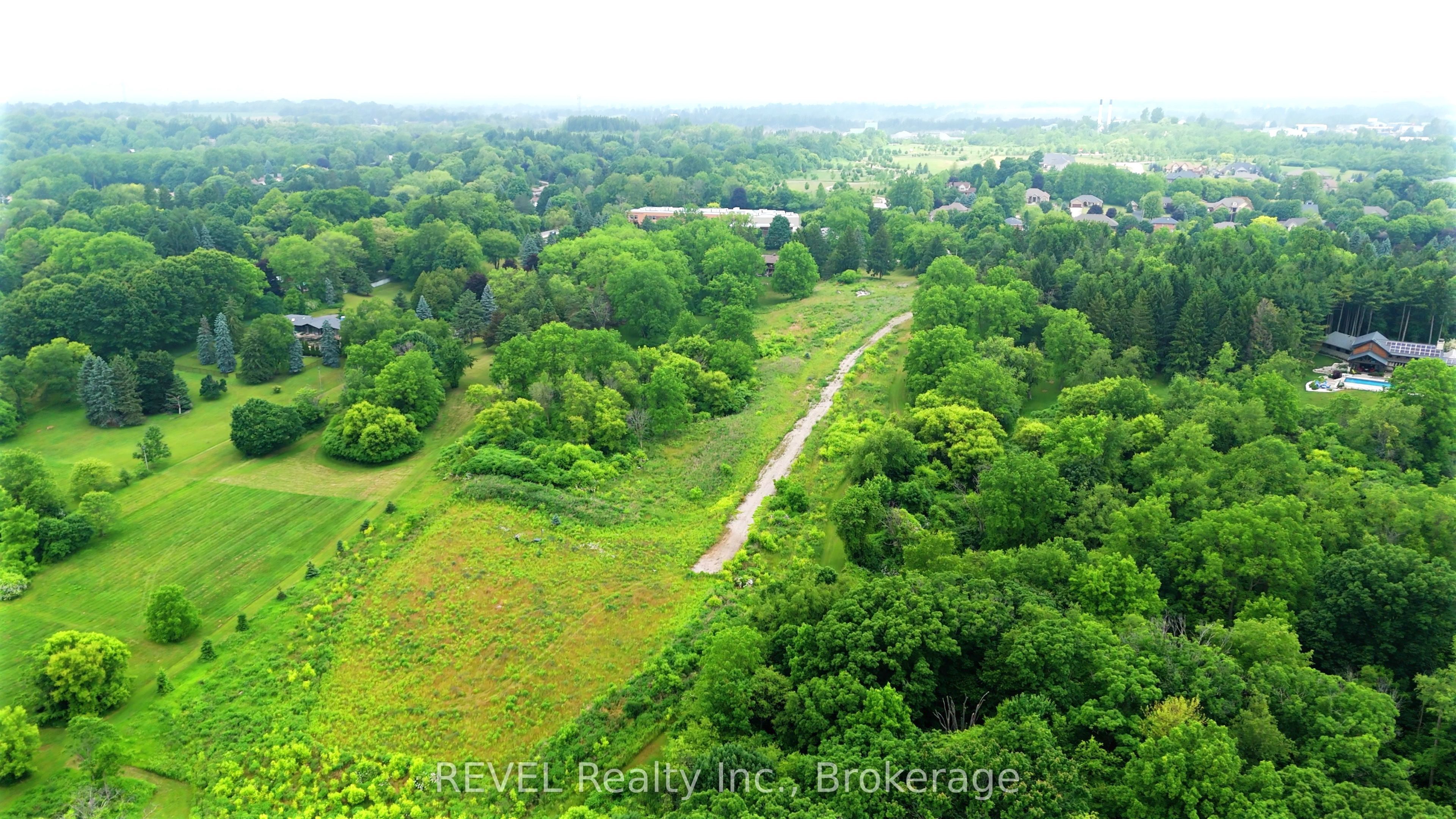 610-612-614 Harvest Road Property Photo 5