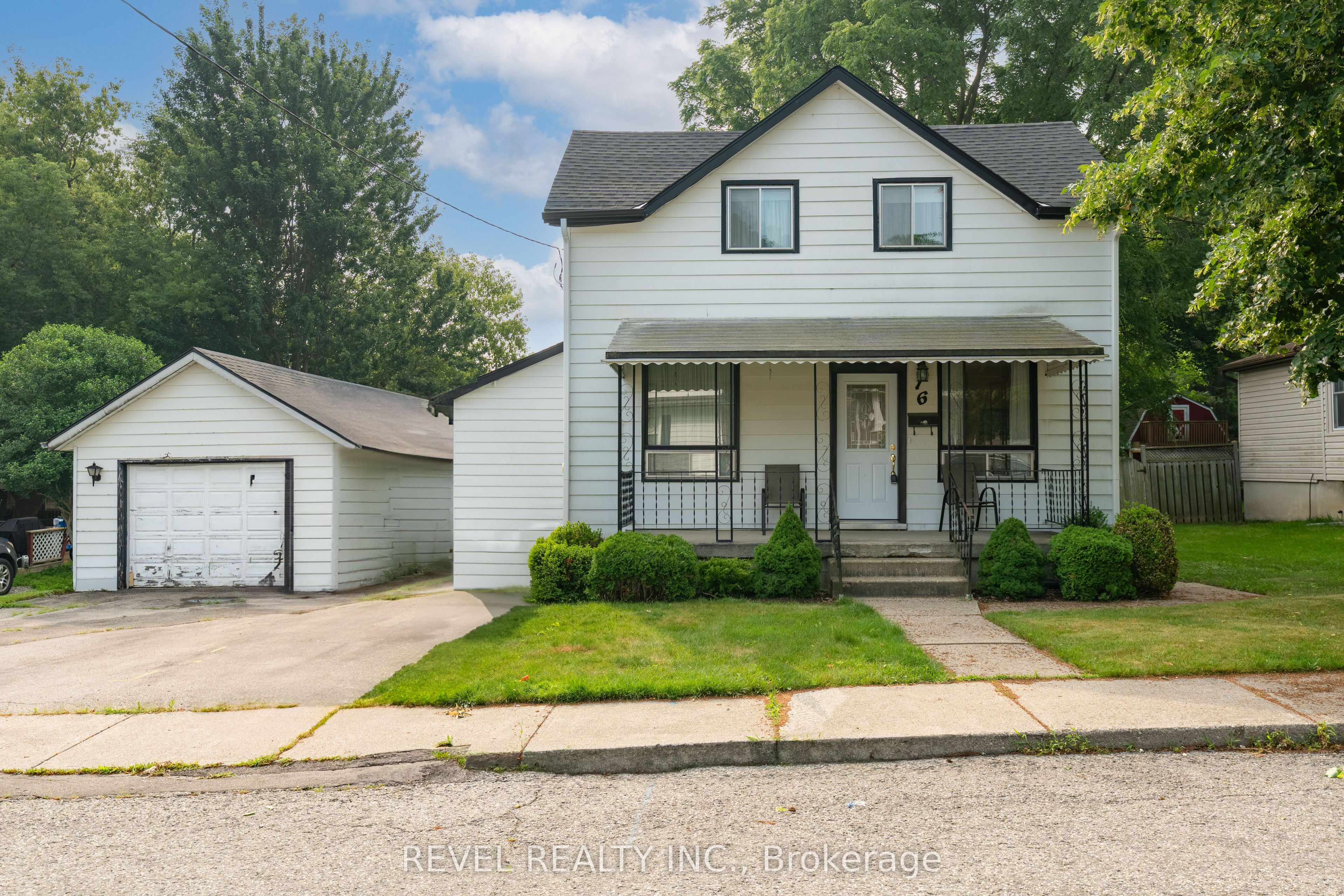 16 Arthur Street Property Photo 1