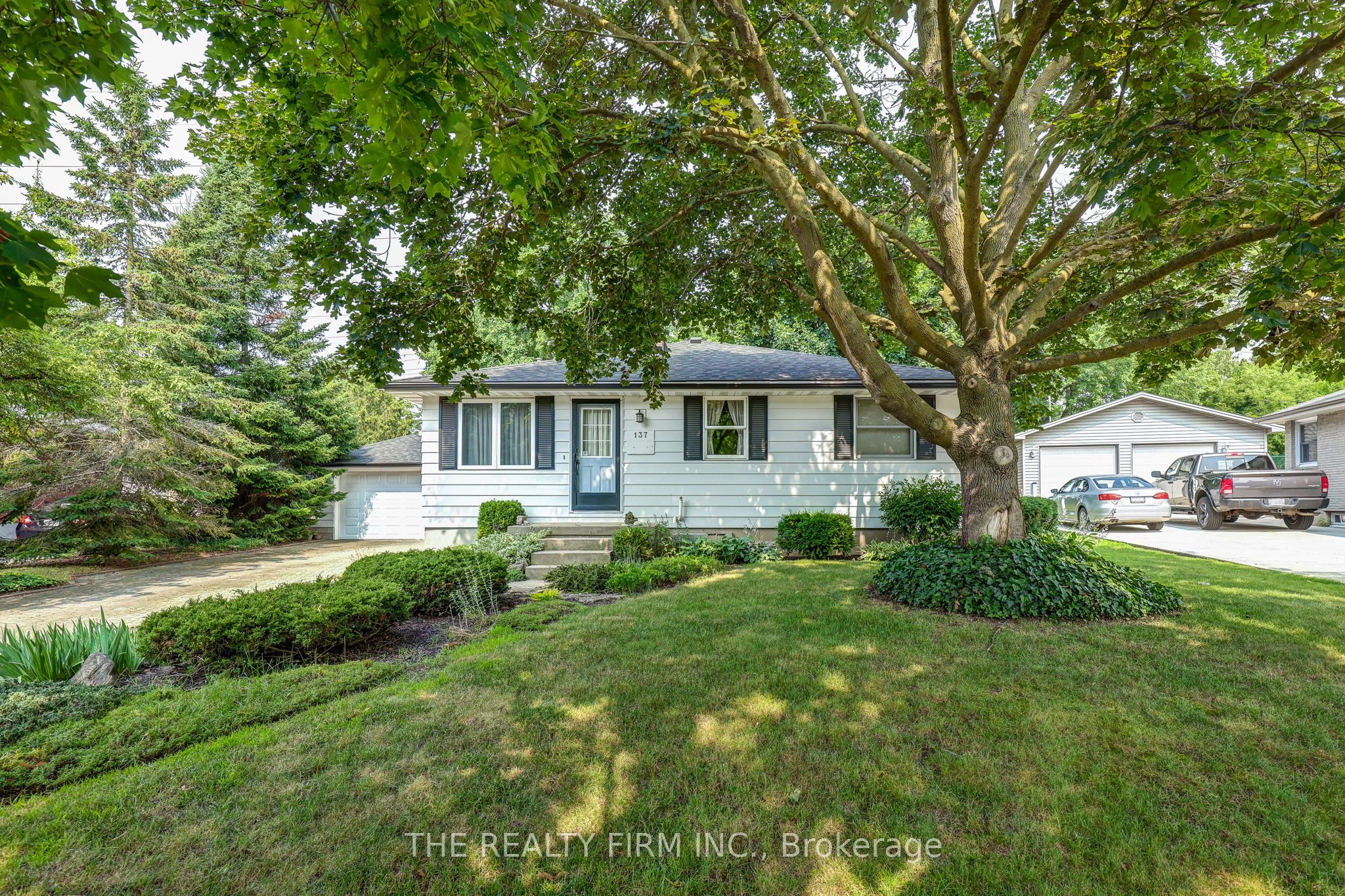 137 Fairmont Ave Property Photo 1
