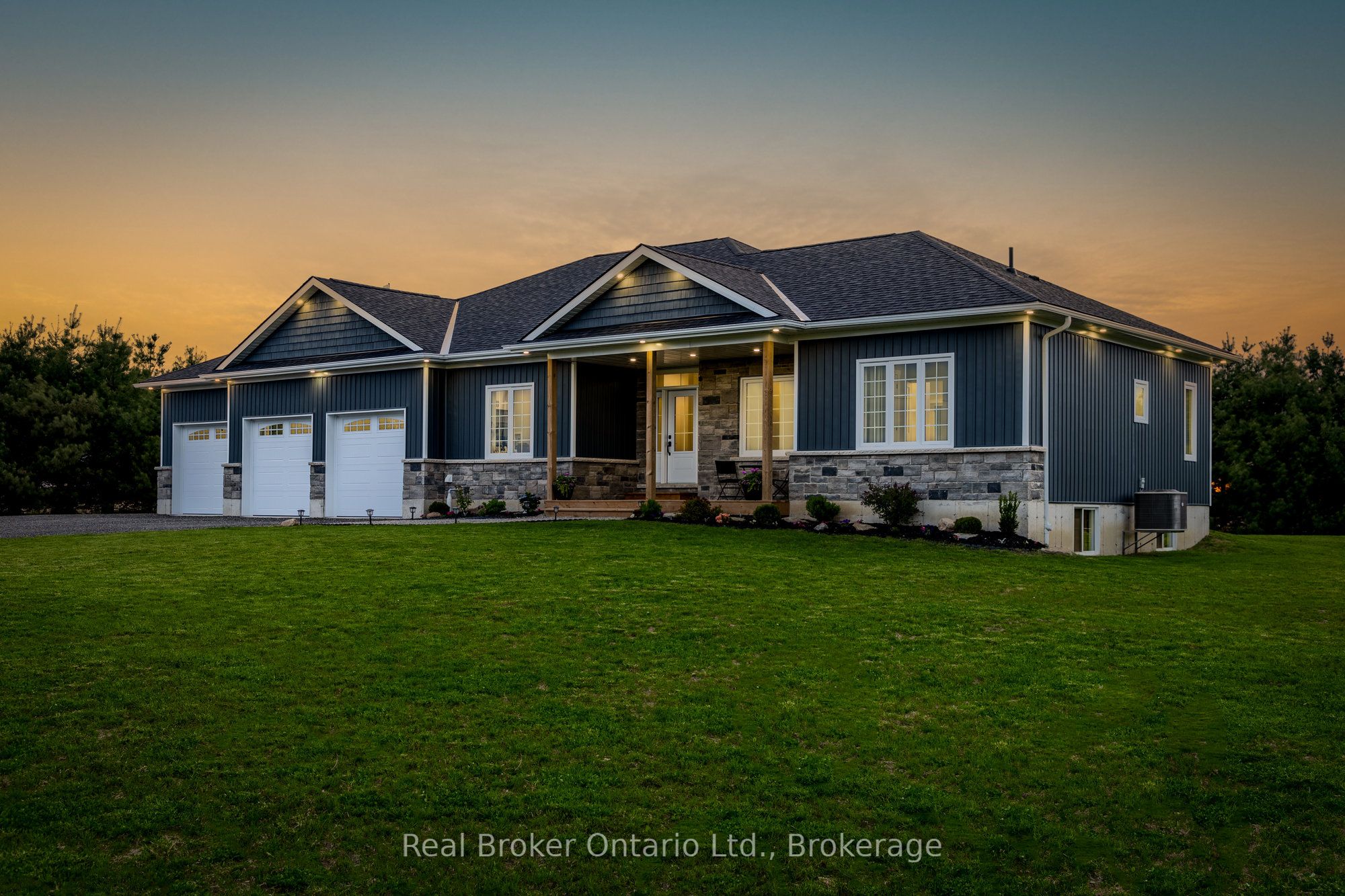 142401 15 Side Road Property Photo 5