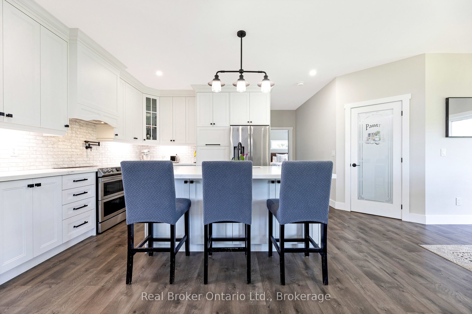 142401 15 Side Road Property Photo 13