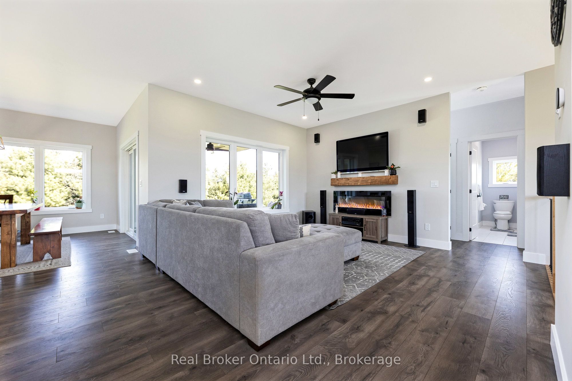 142401 15 Side Road Property Photo 18