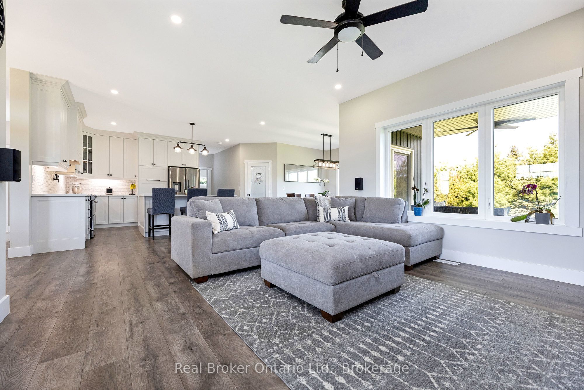 142401 15 Side Road Property Photo 19