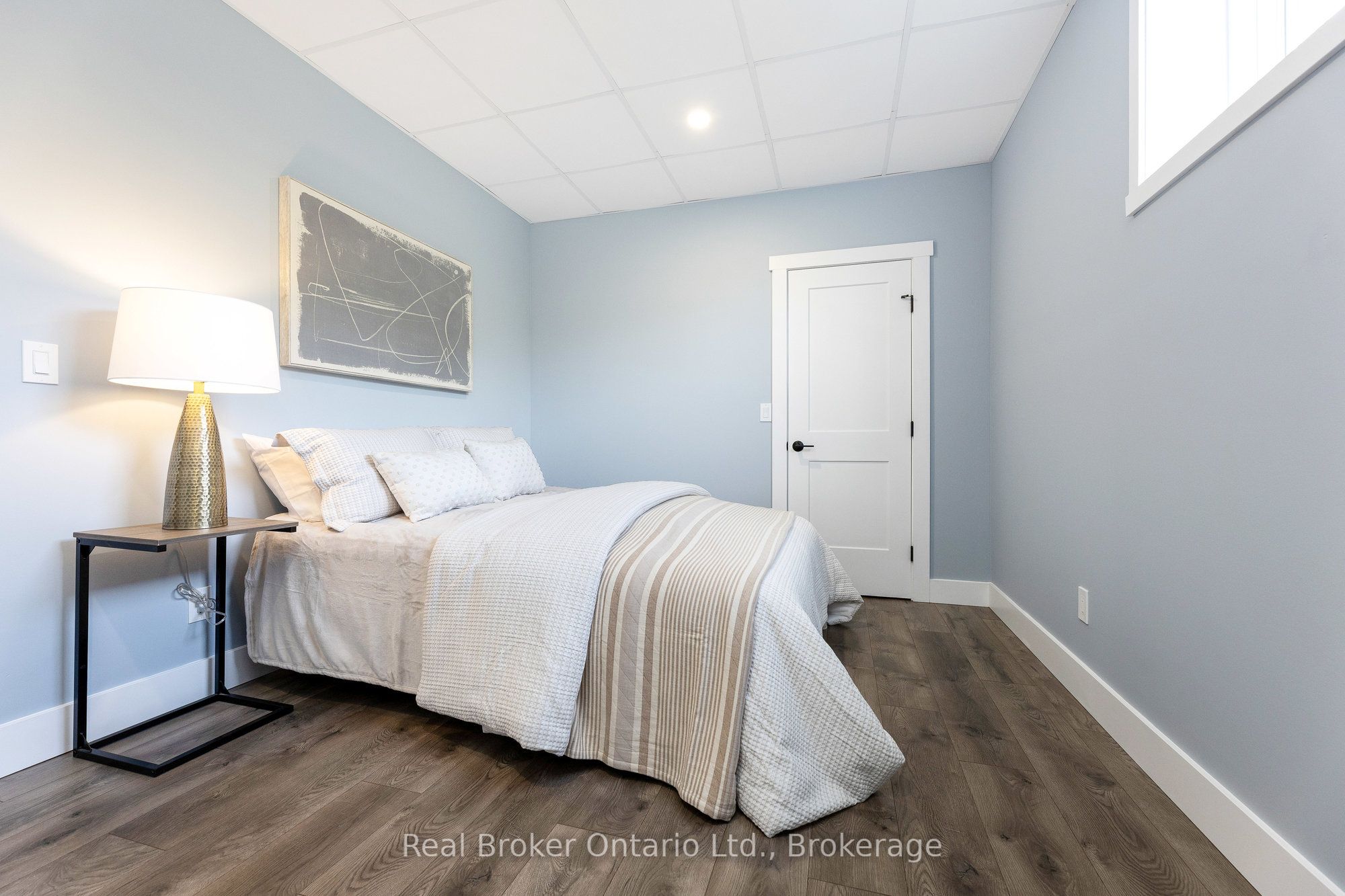 142401 15 Side Road Property Photo 32