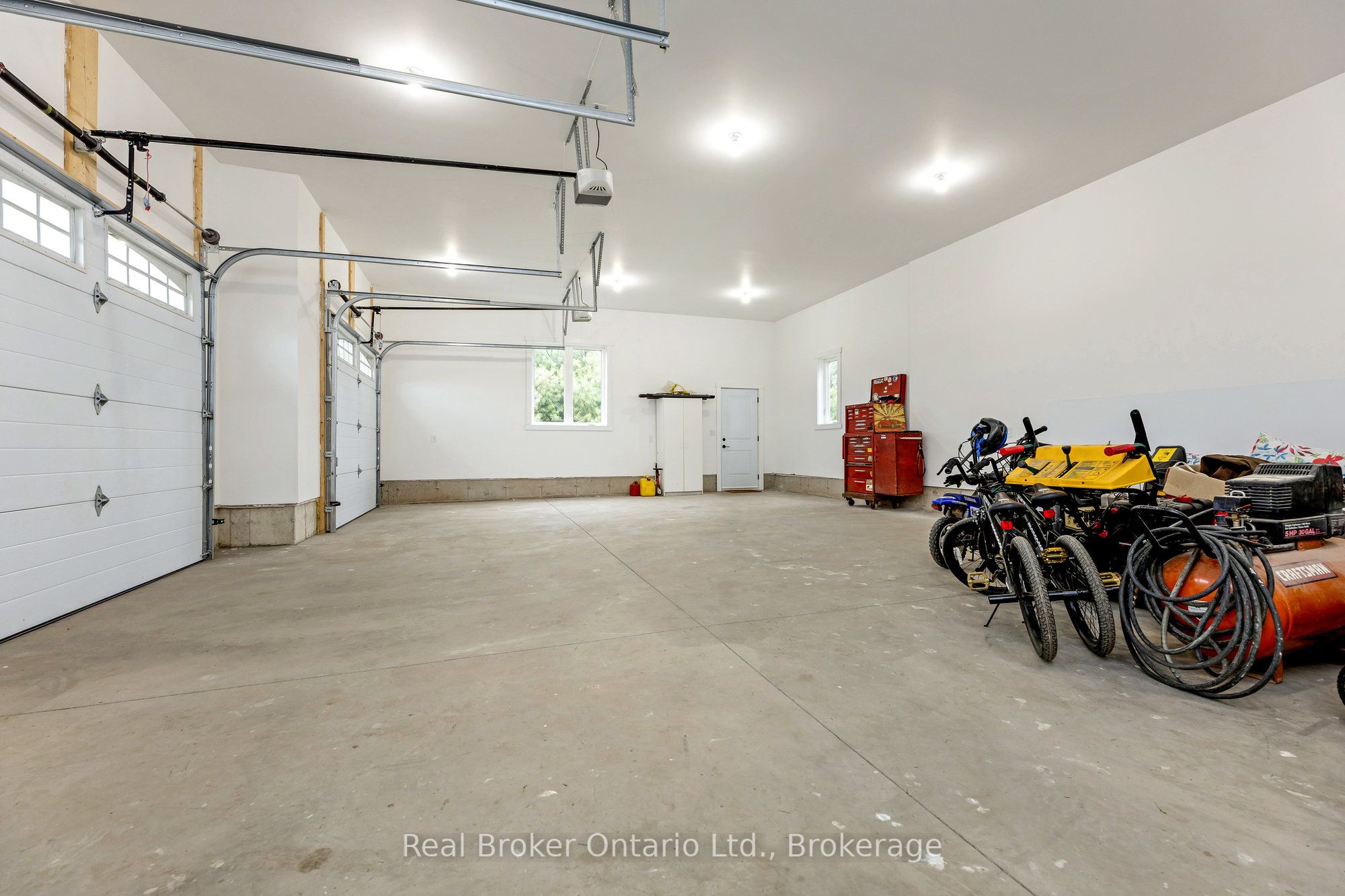 142401 15 Side Road Property Photo 34