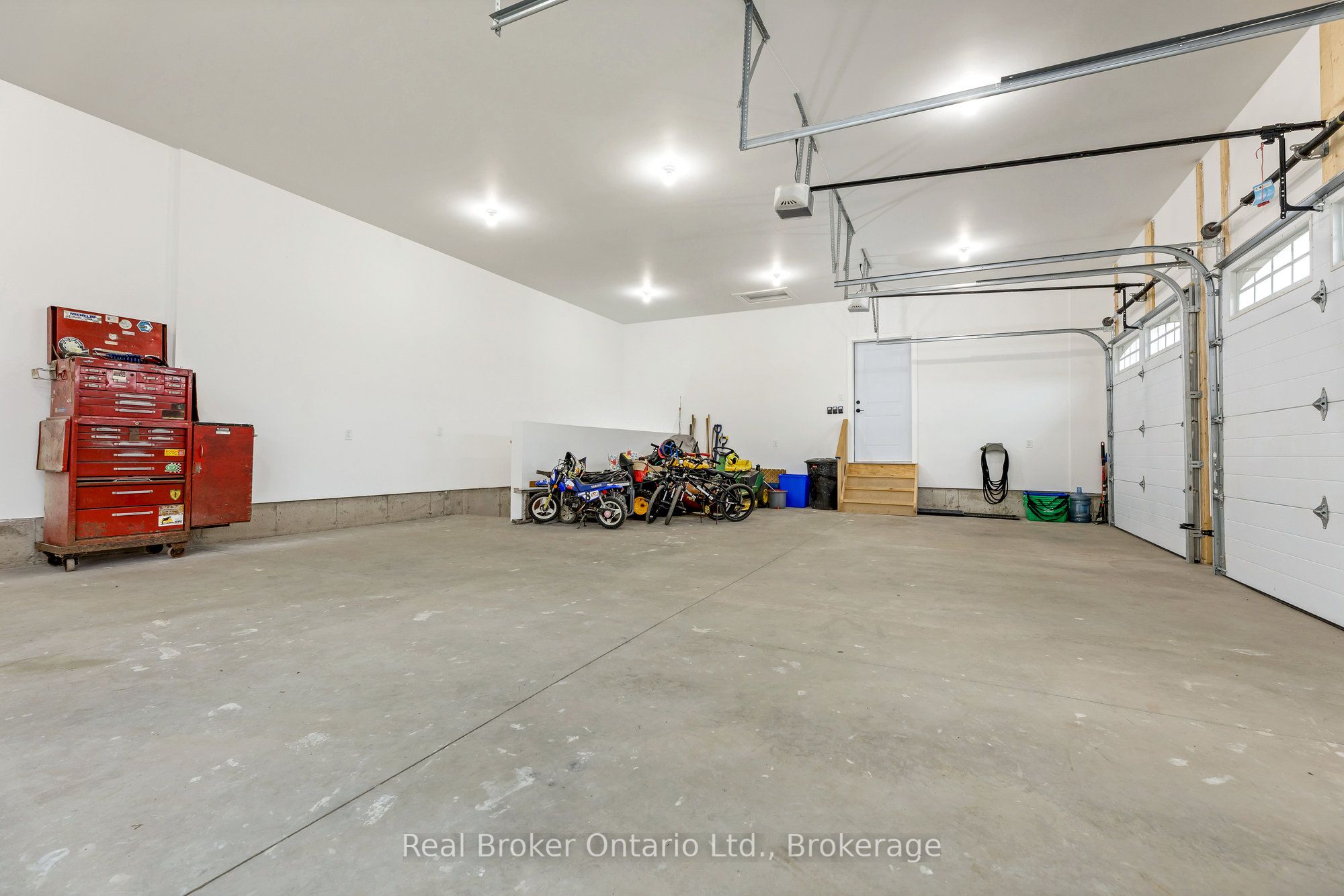 142401 15 Side Road Property Photo 35