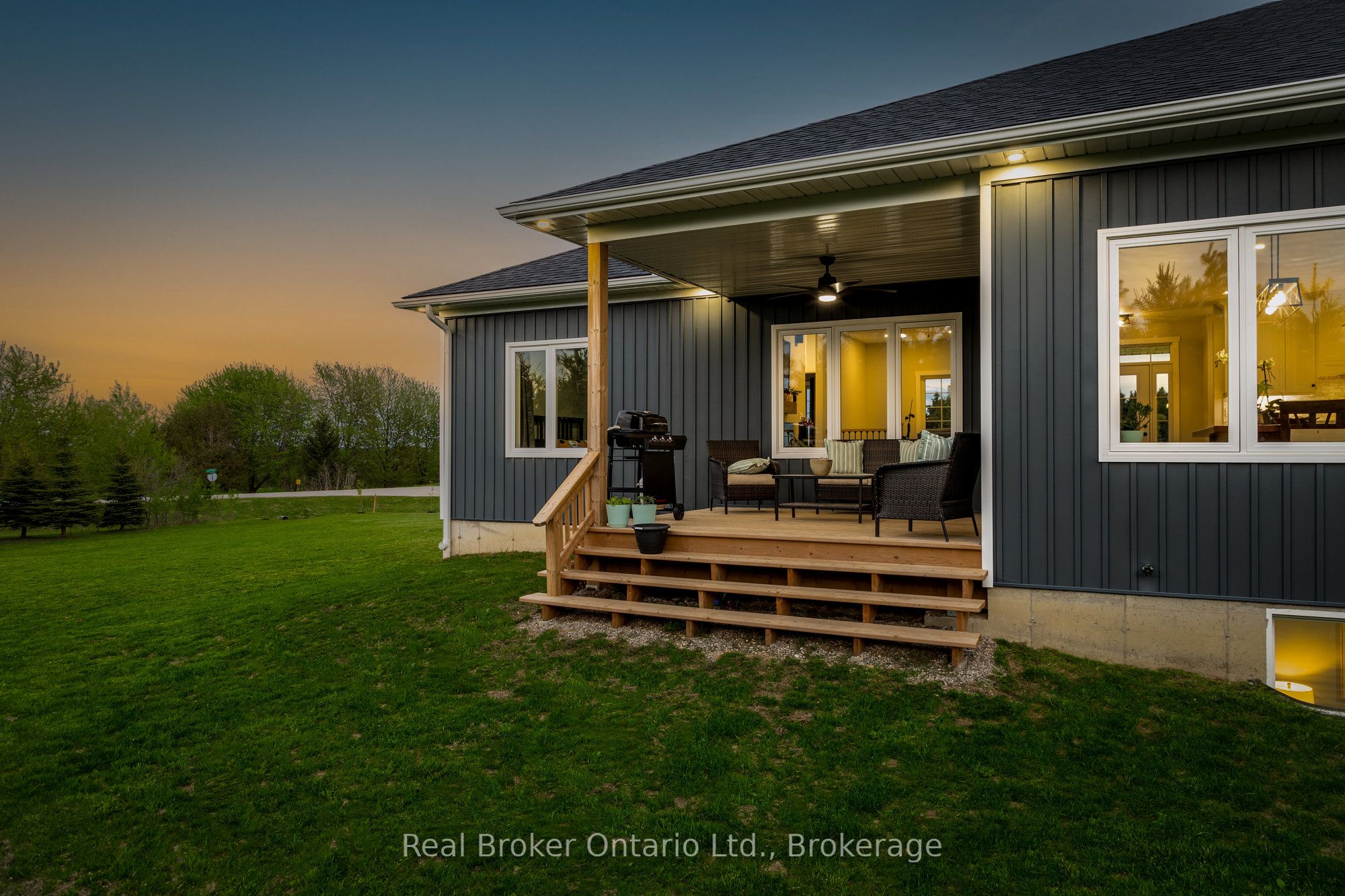 142401 15 Side Road Property Photo 39