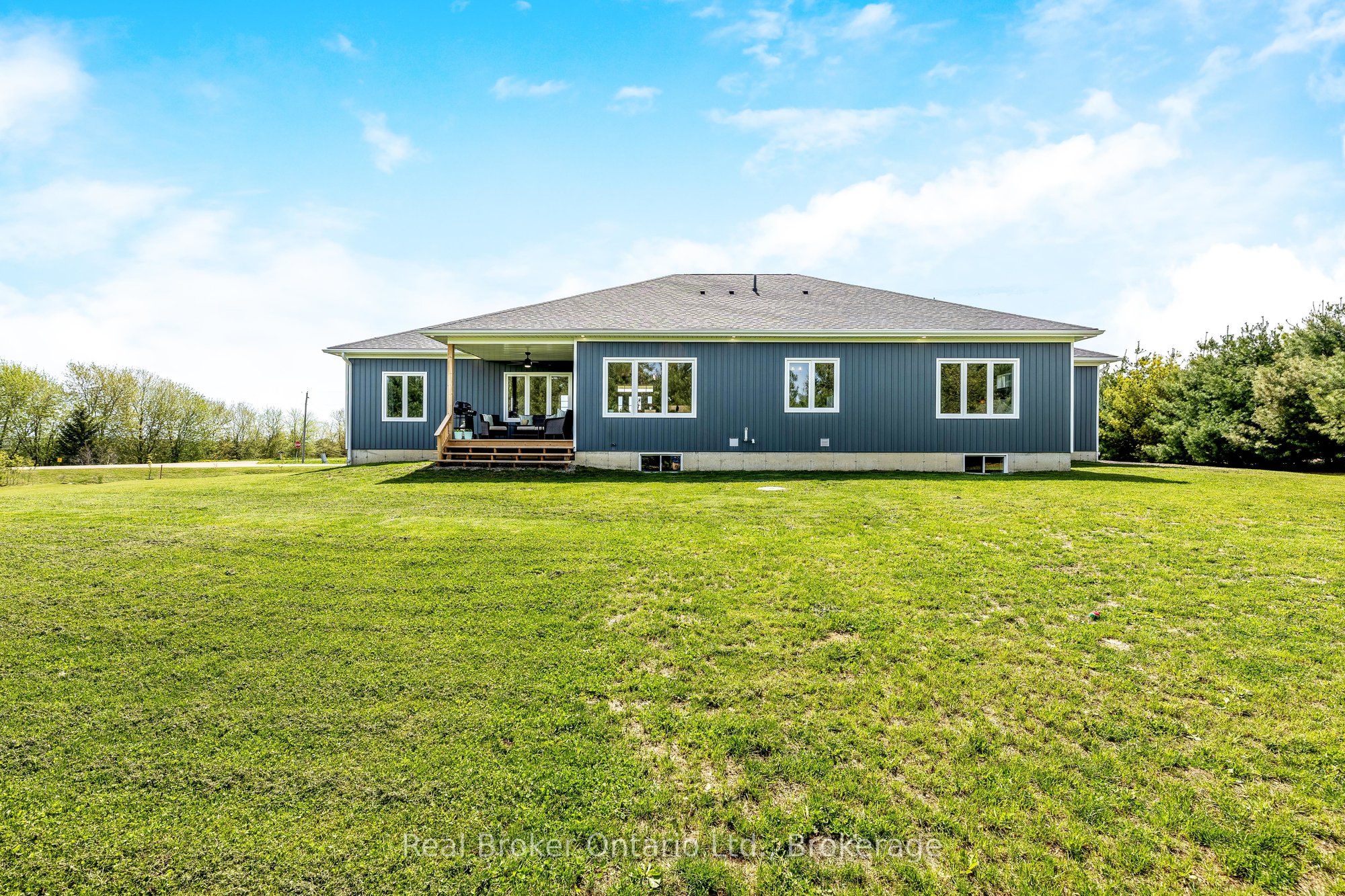 142401 15 Side Road Property Photo 40