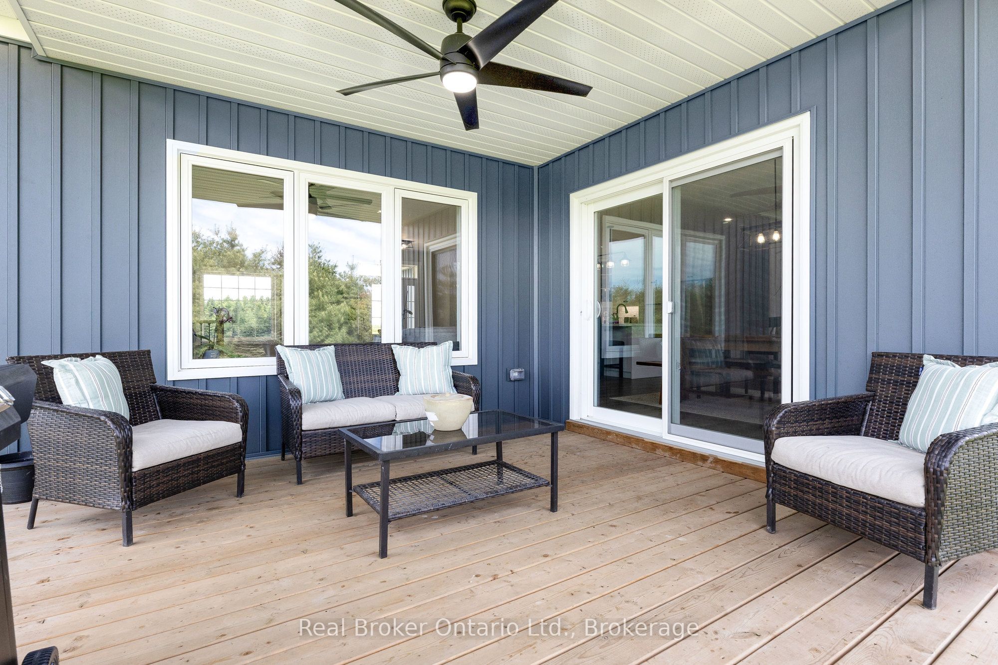 142401 15 Side Road Property Photo 42