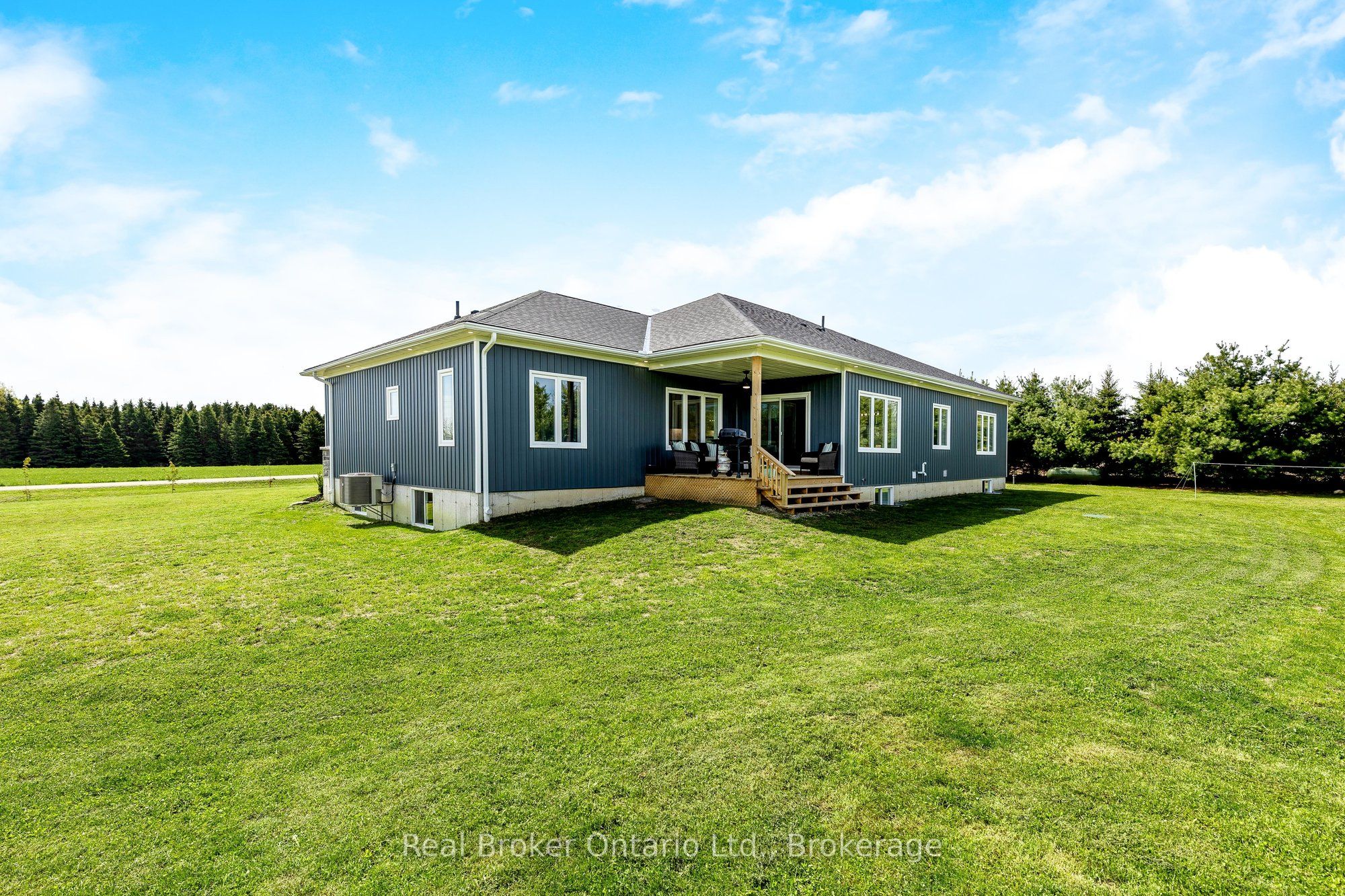 142401 15 Side Road Property Photo 43