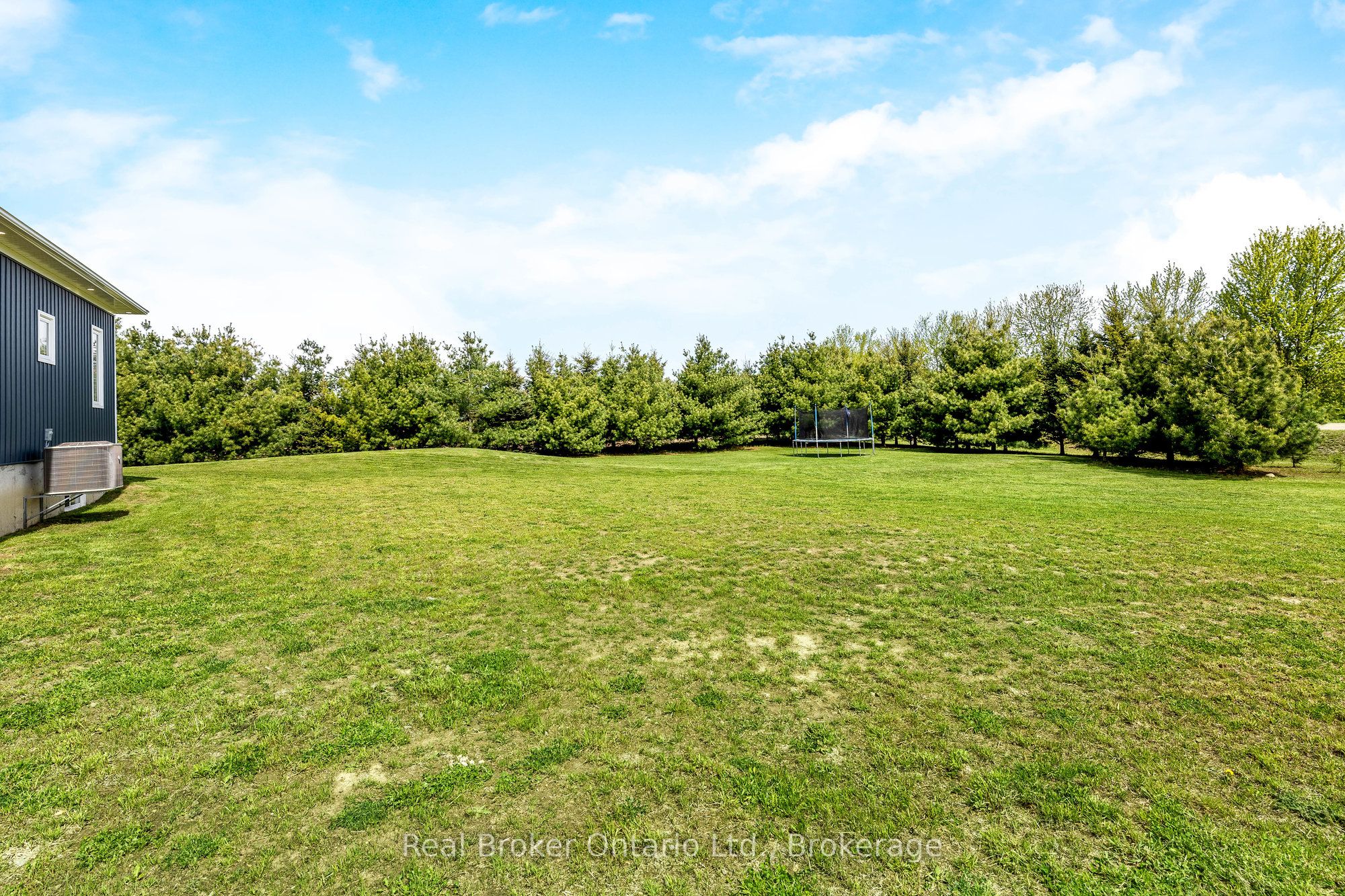 142401 15 Side Road Property Photo 44