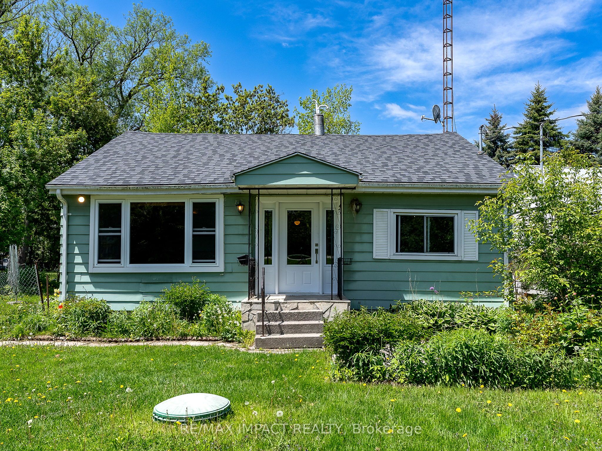 5372 Young Street Property Photo 1