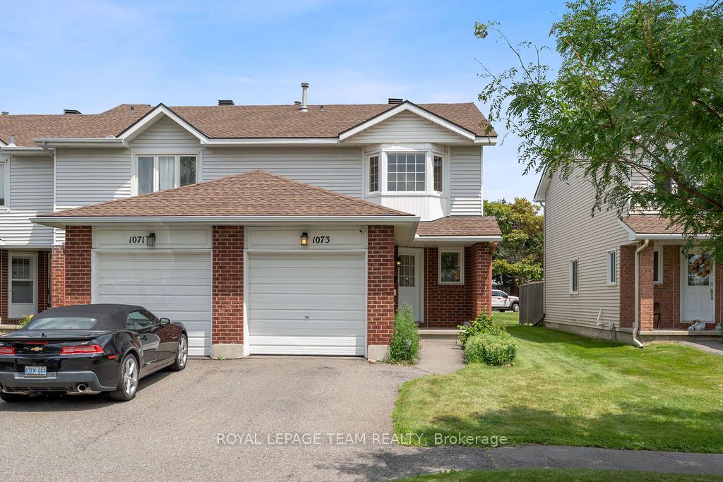 1073 Ewing St Property Photo 1