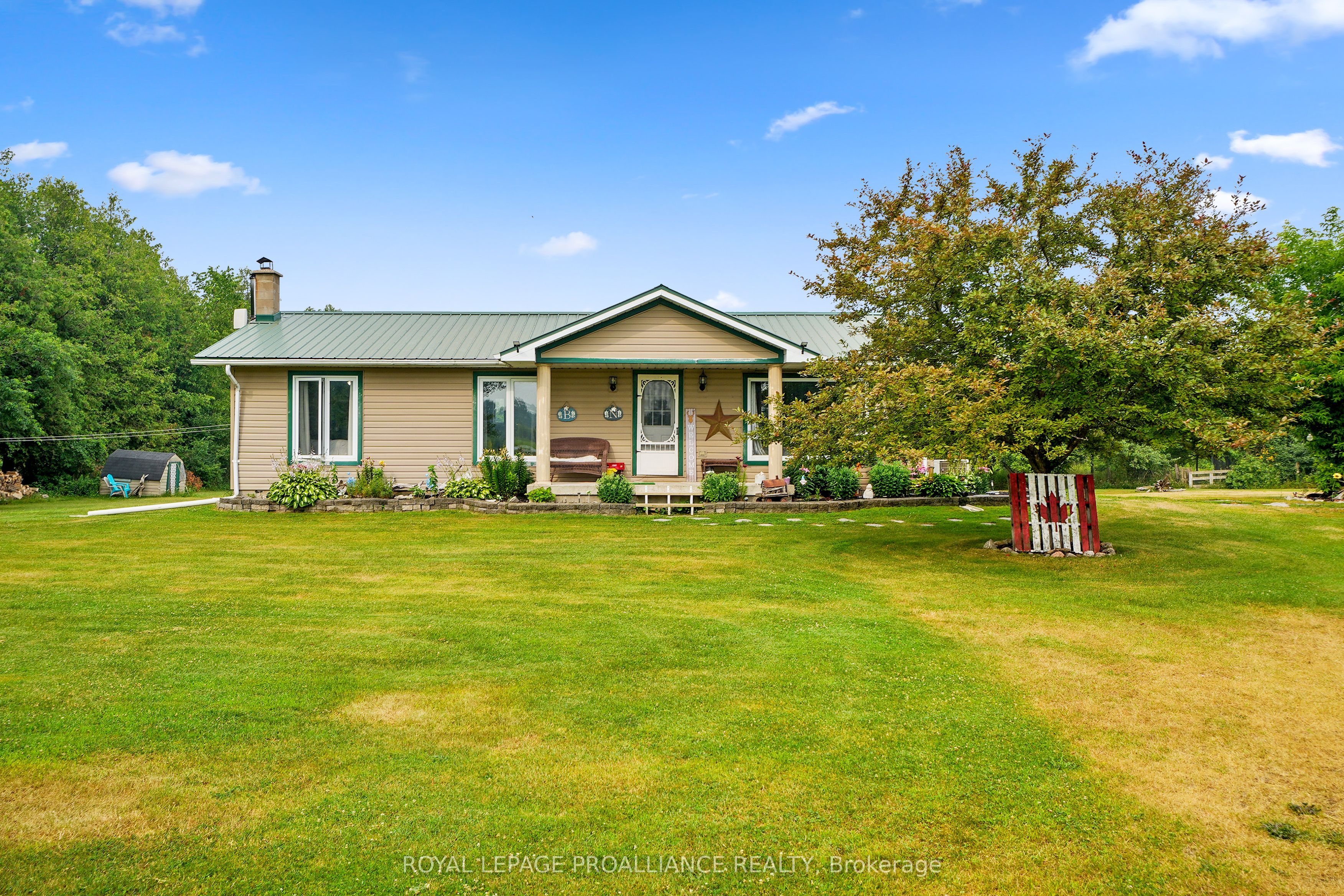 16 Mack Trail Property Photo 2