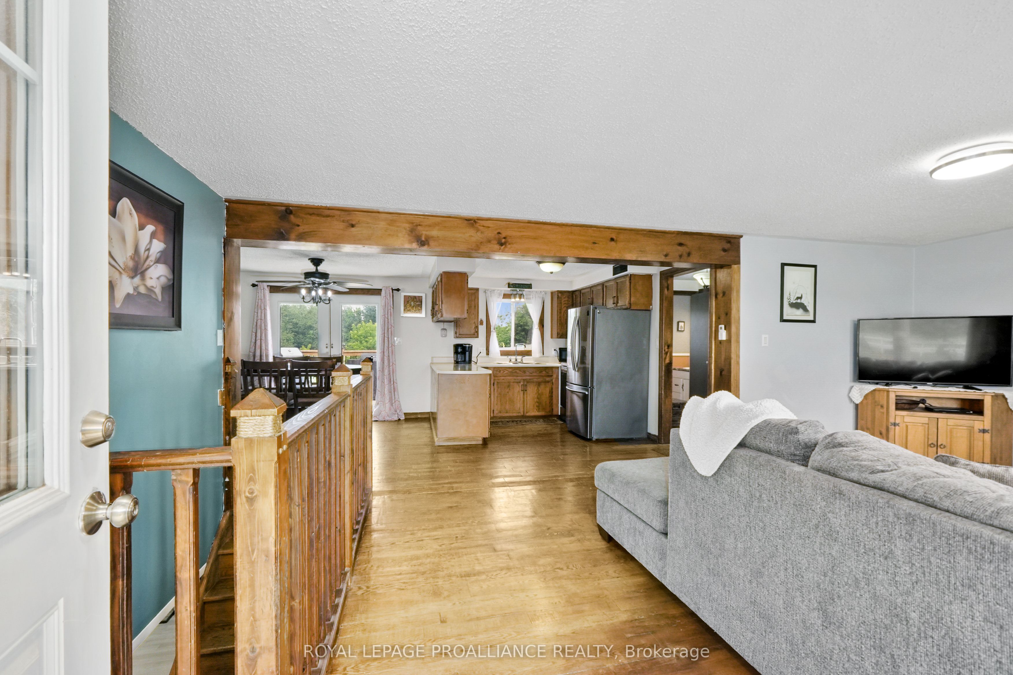 16 Mack Trail Property Photo 5