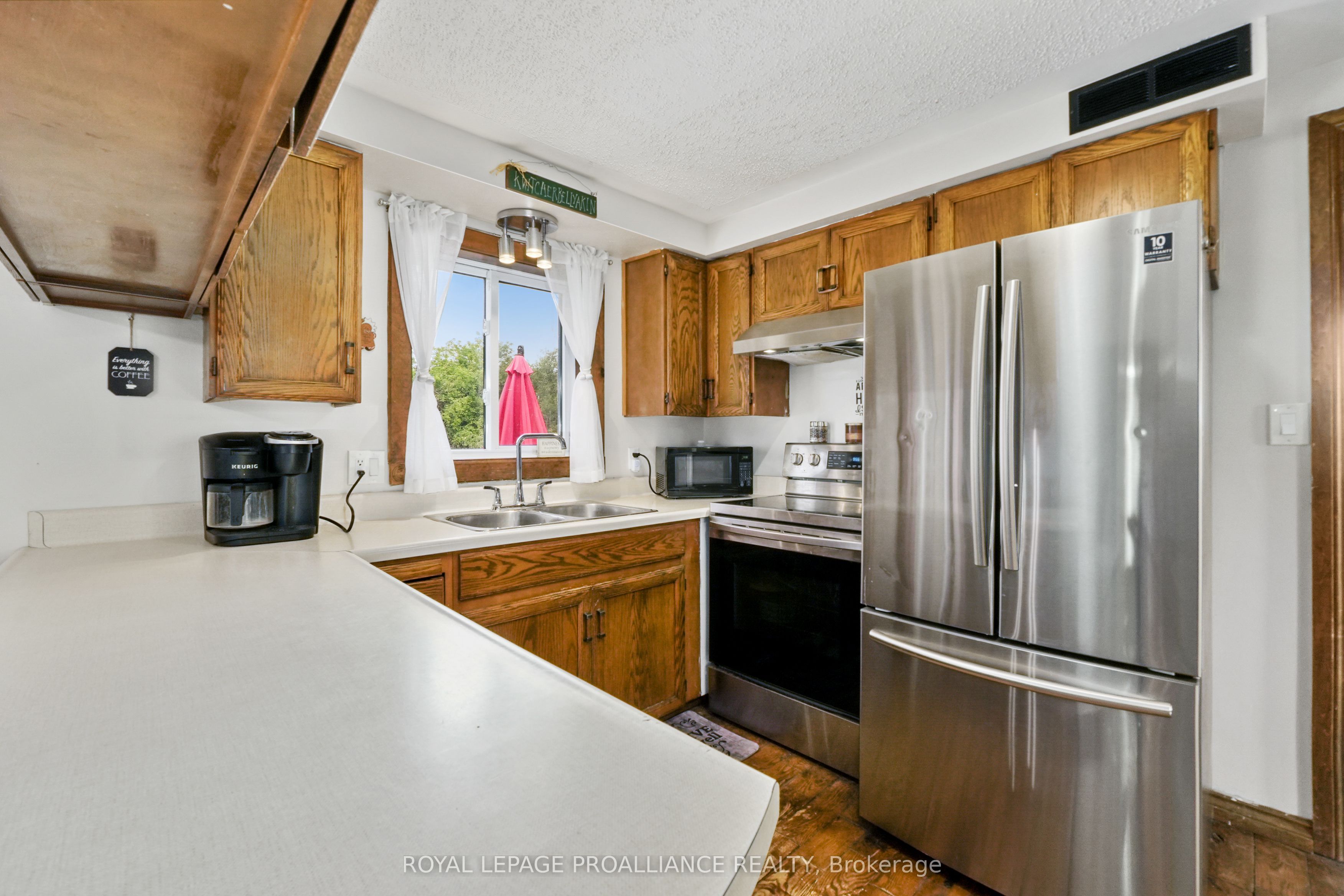 16 Mack Trail Property Photo 12