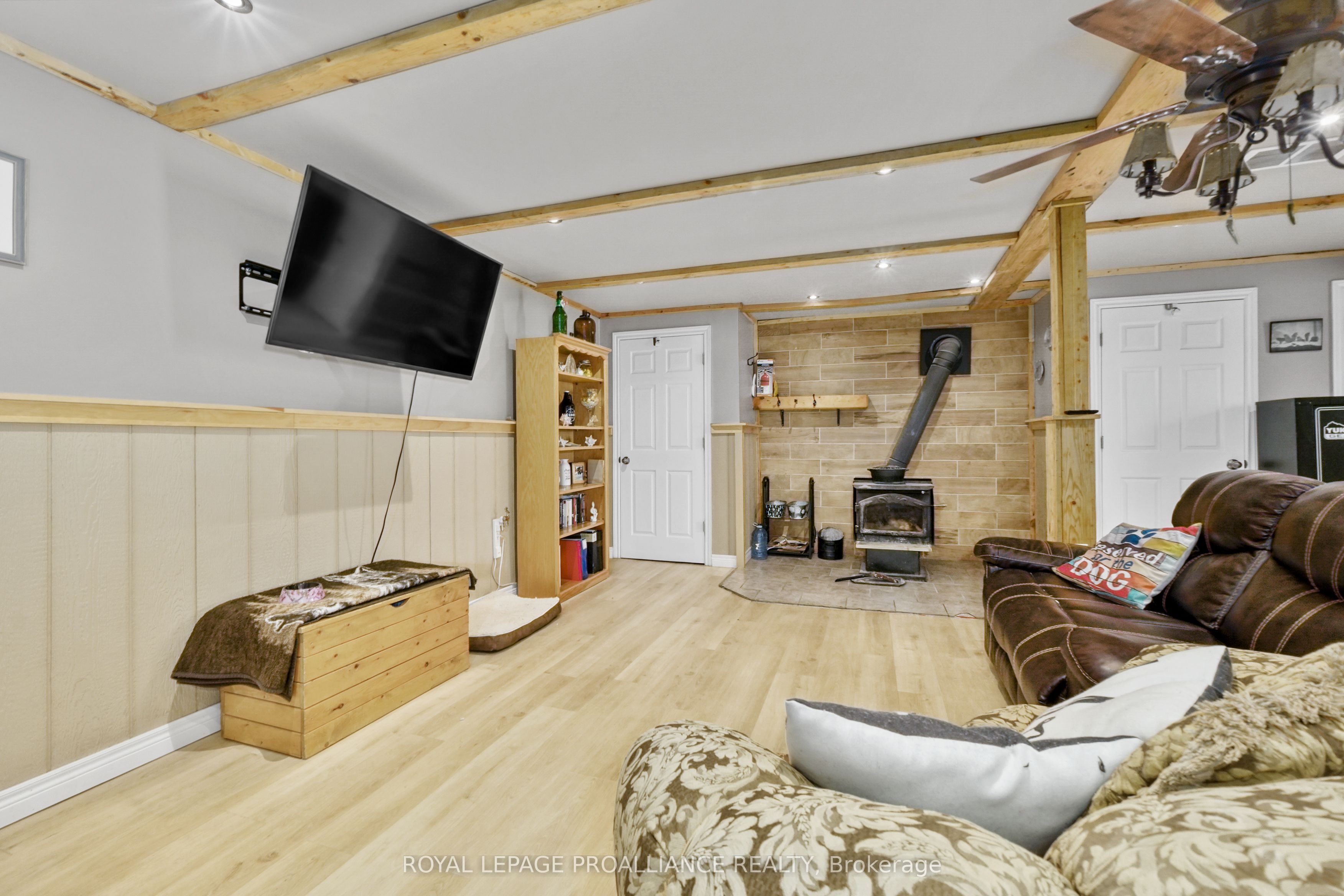 16 Mack Trail Property Photo 23