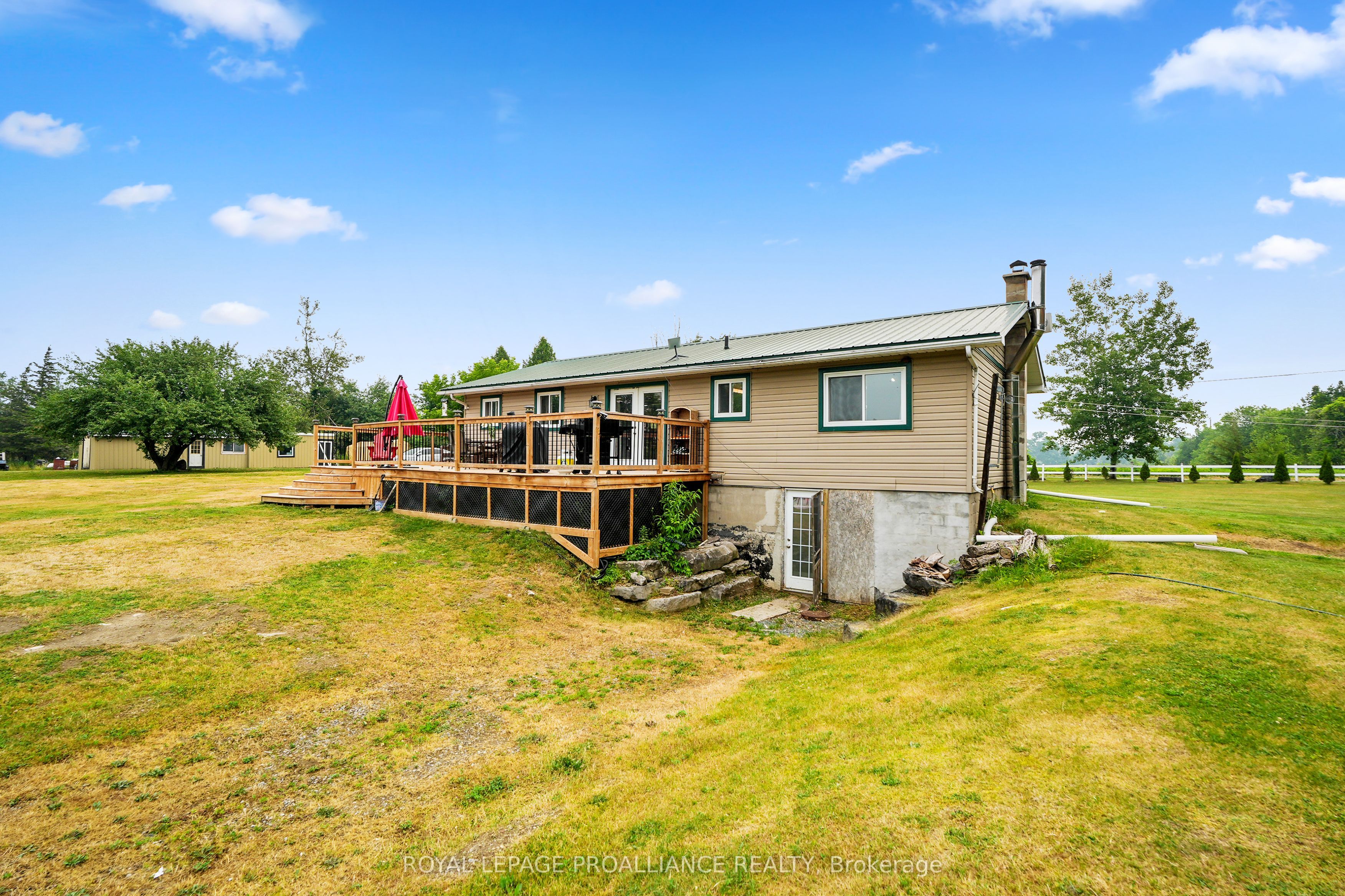 16 Mack Trail Property Photo 37