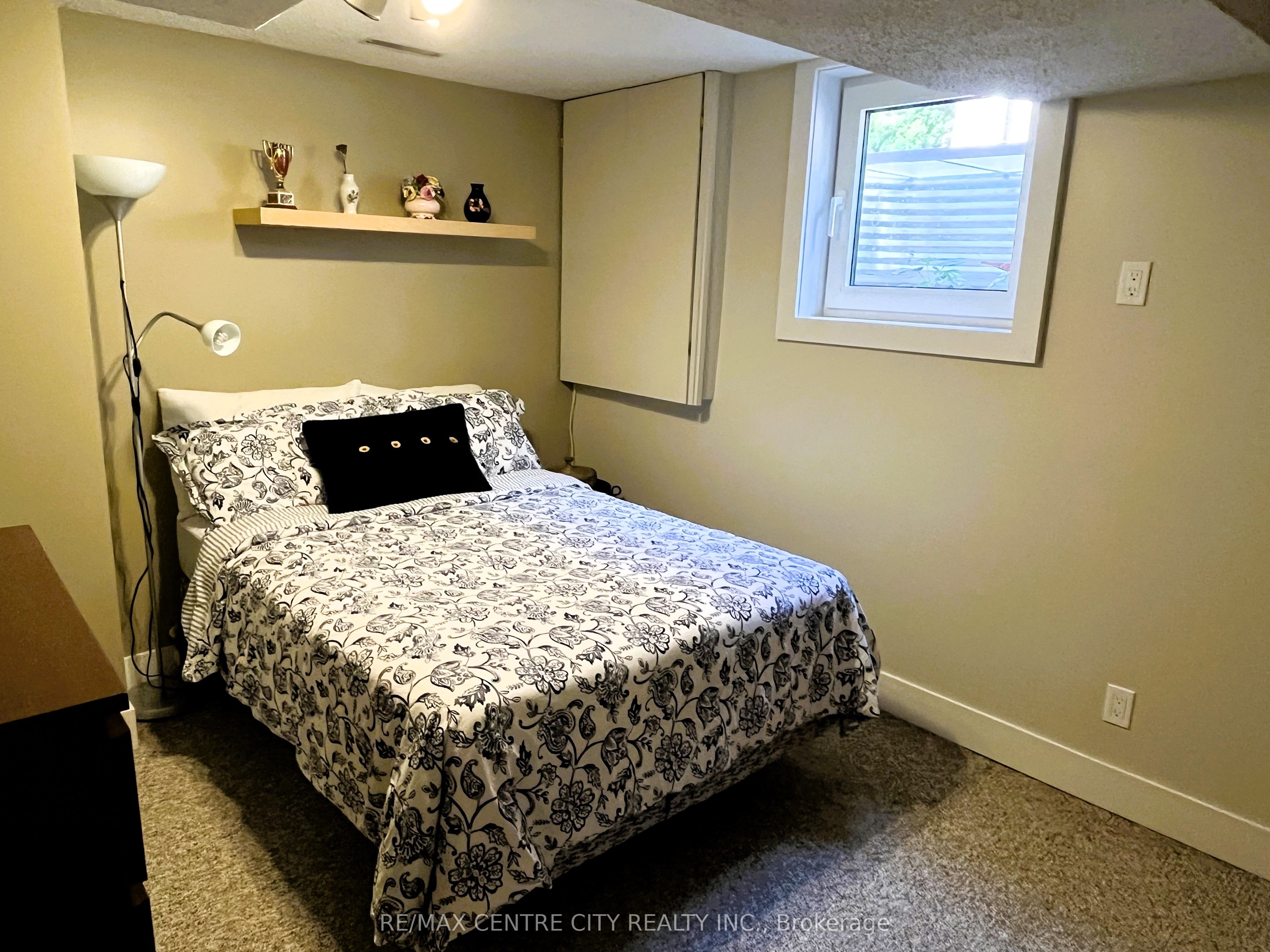 15 Speight Crescent Property Photo 13