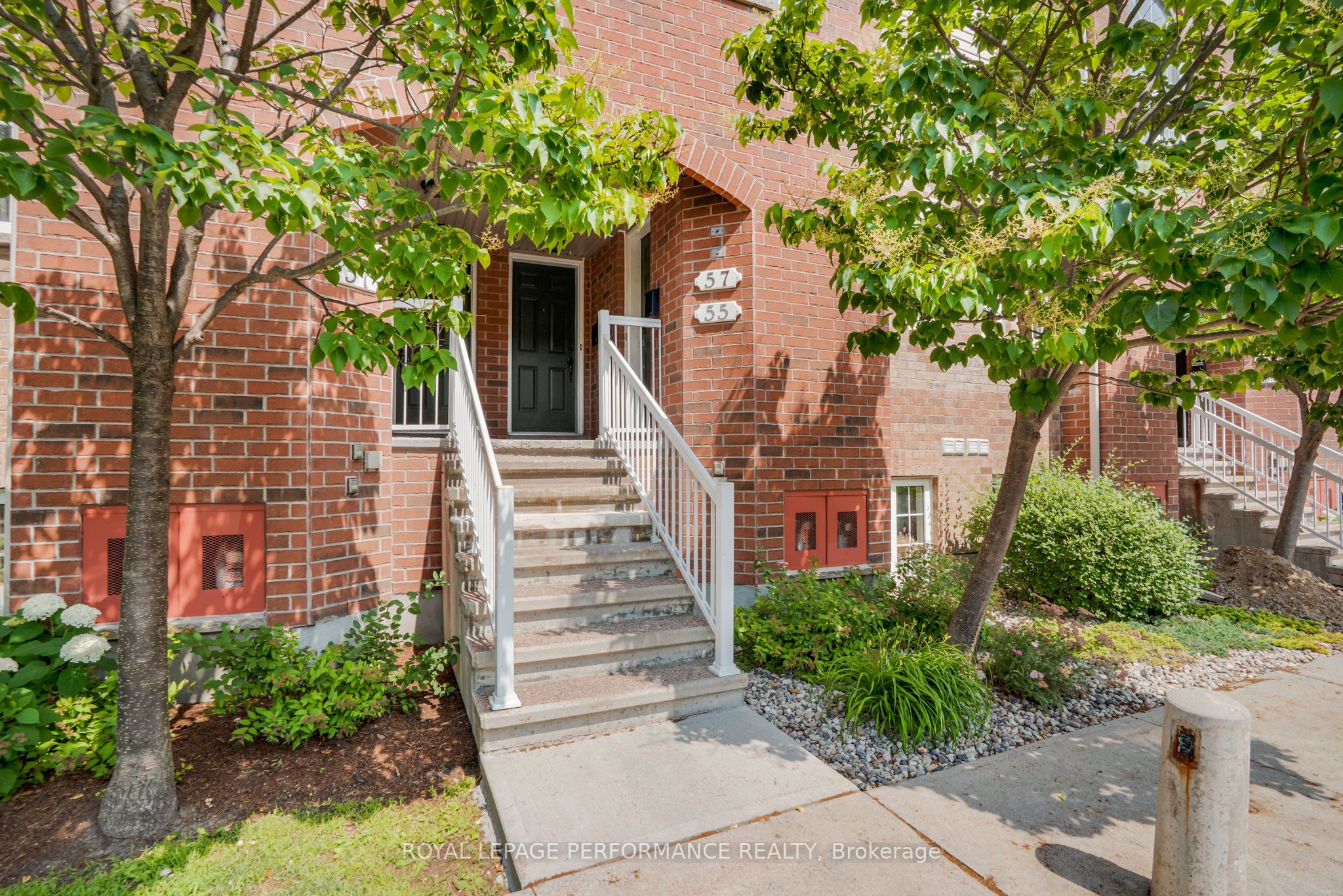 55 Steele Park Private 2 Property Photo 1