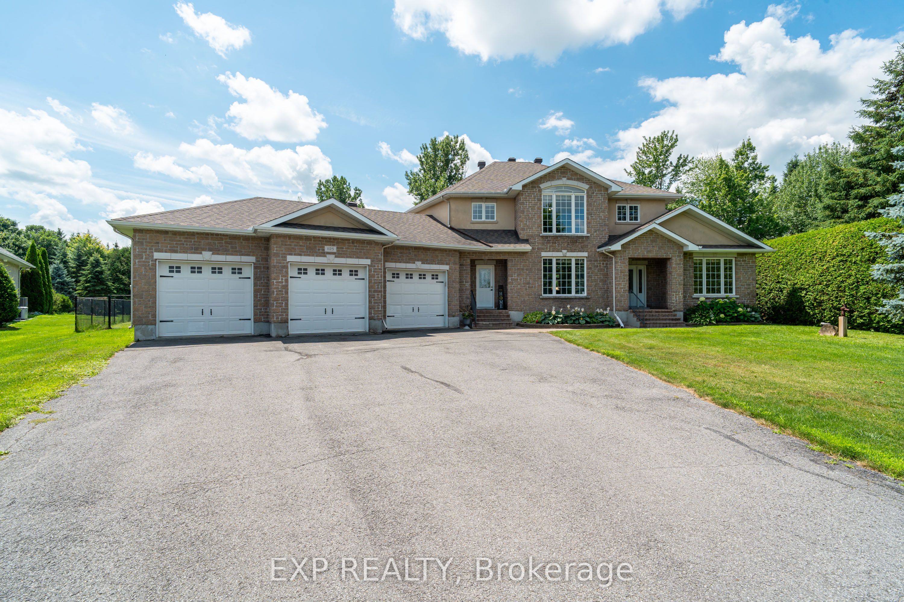 1125 Waterpark Place Property Photo 1
