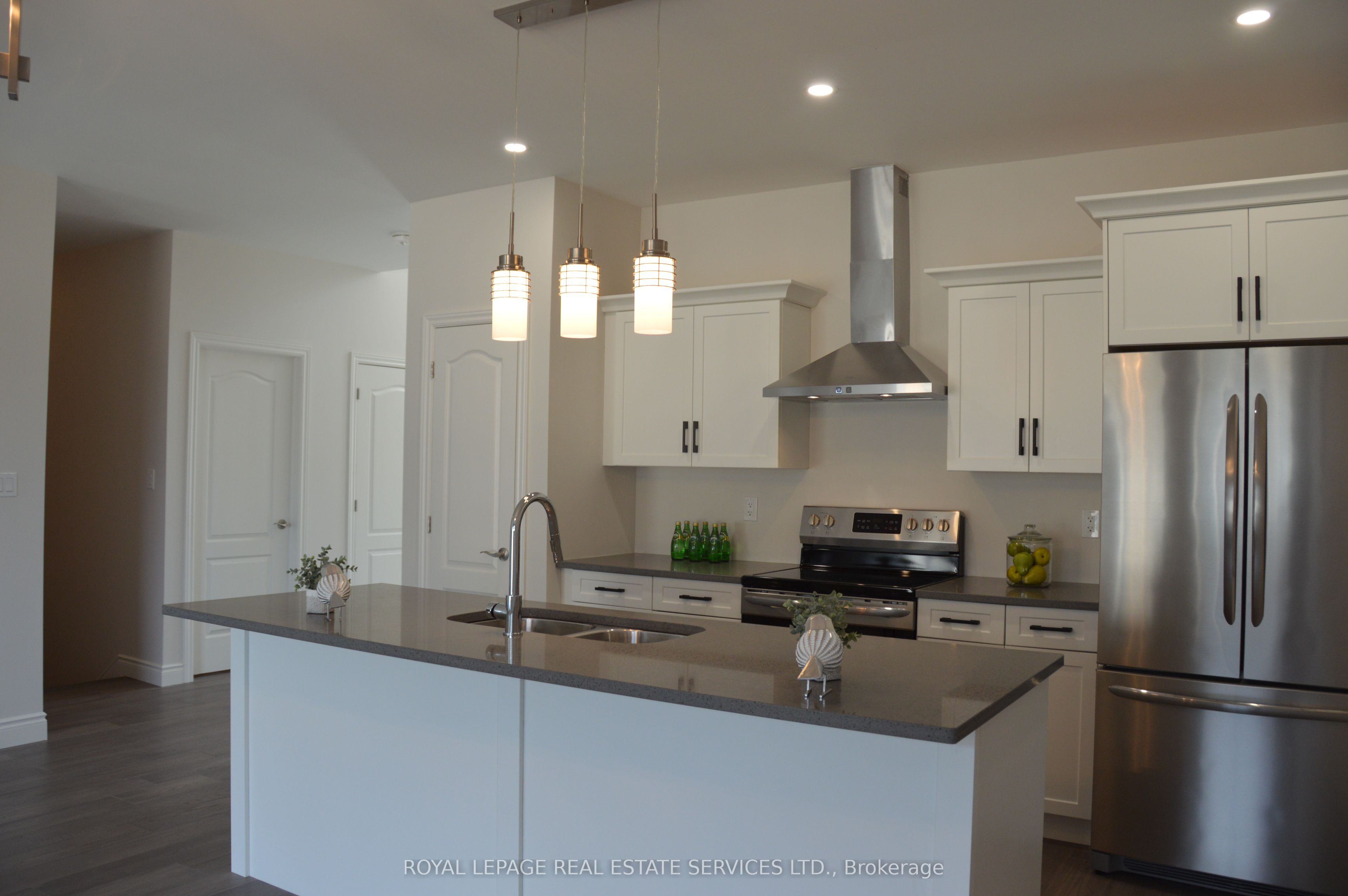 48 Callams Bay Crescent Property Photo 6