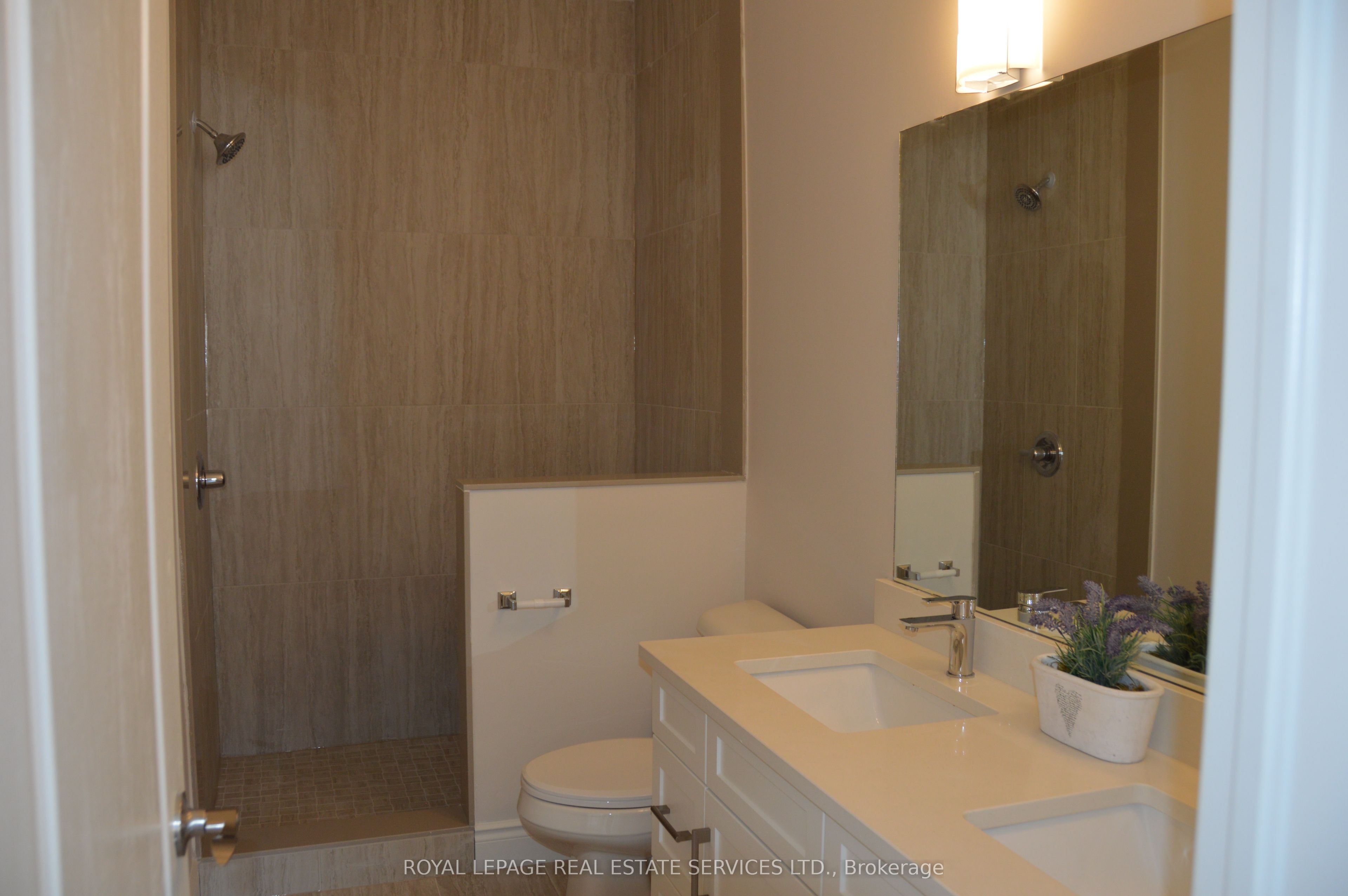 48 Callams Bay Crescent Property Photo 11