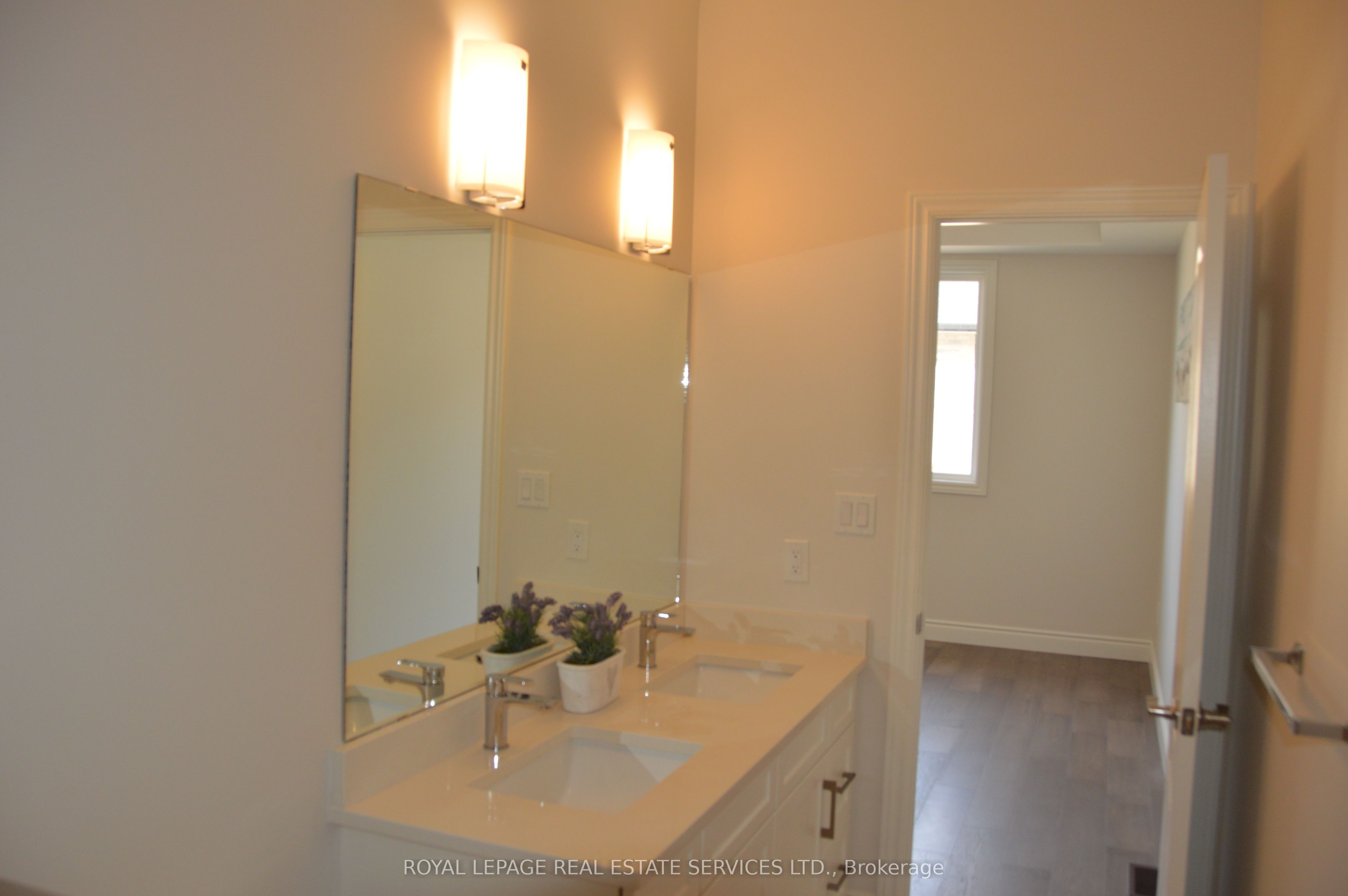 48 Callams Bay Crescent Property Photo 12