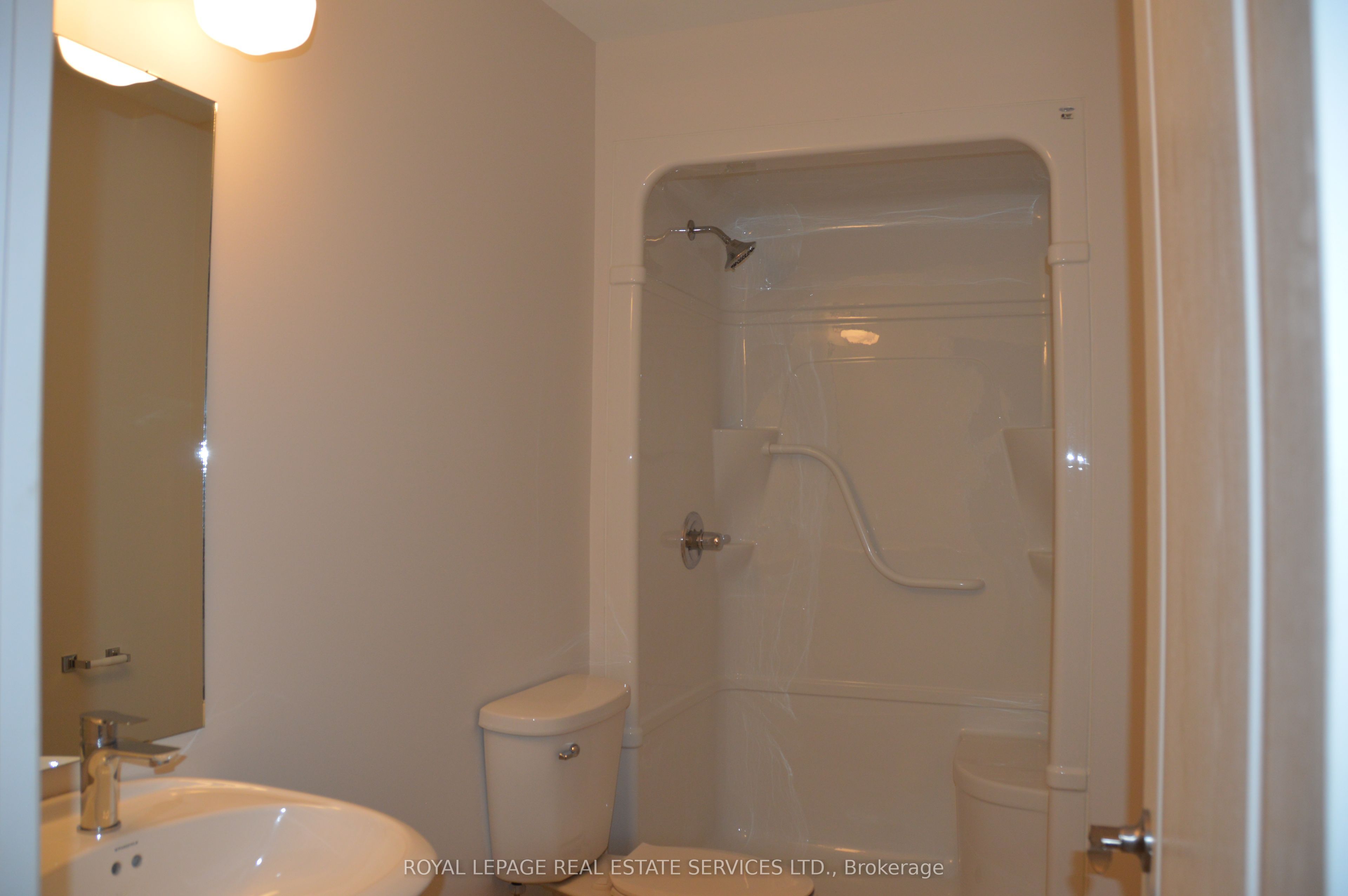 48 Callams Bay Crescent Property Photo 17