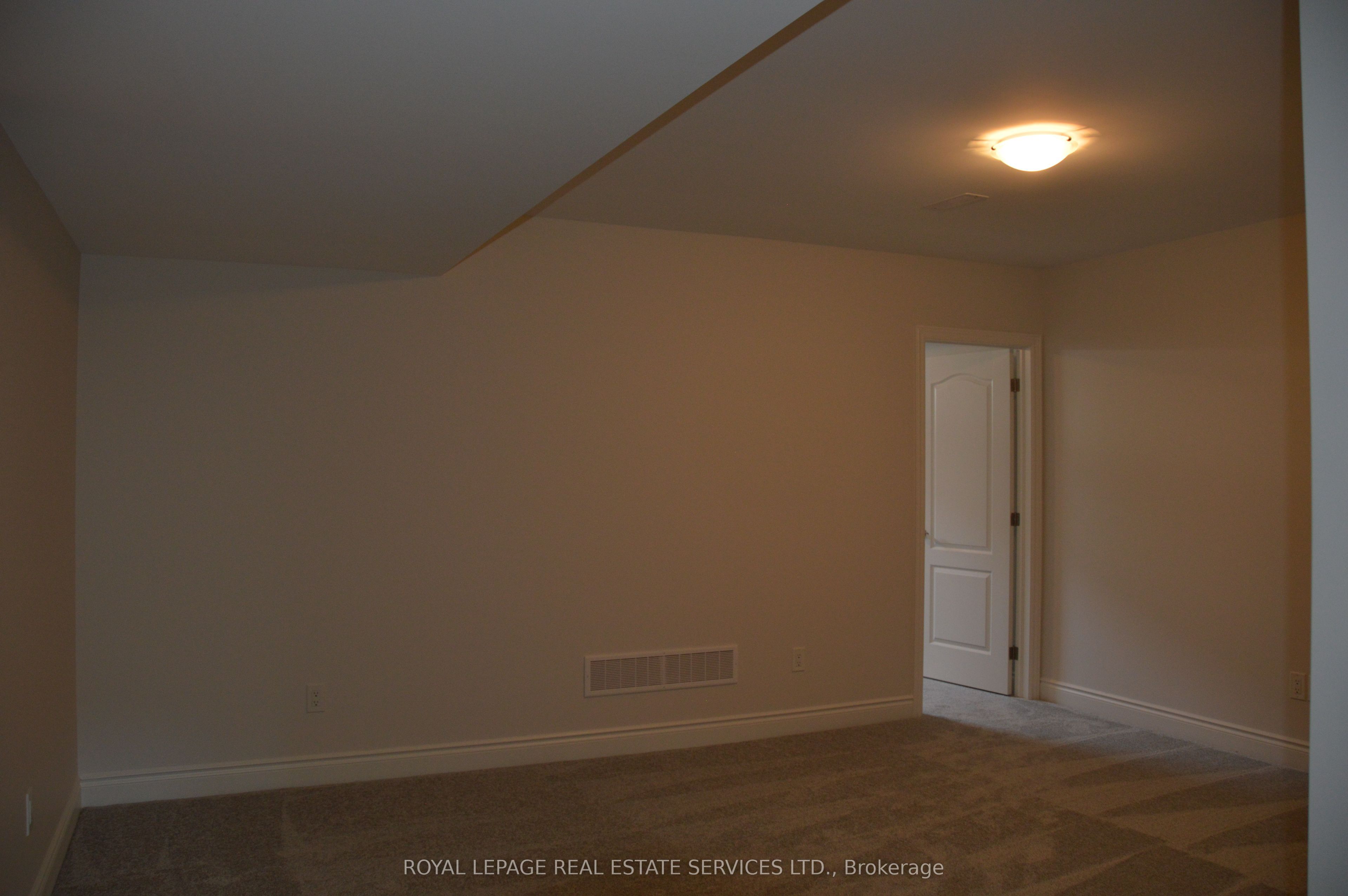 48 Callams Bay Crescent Property Photo 18