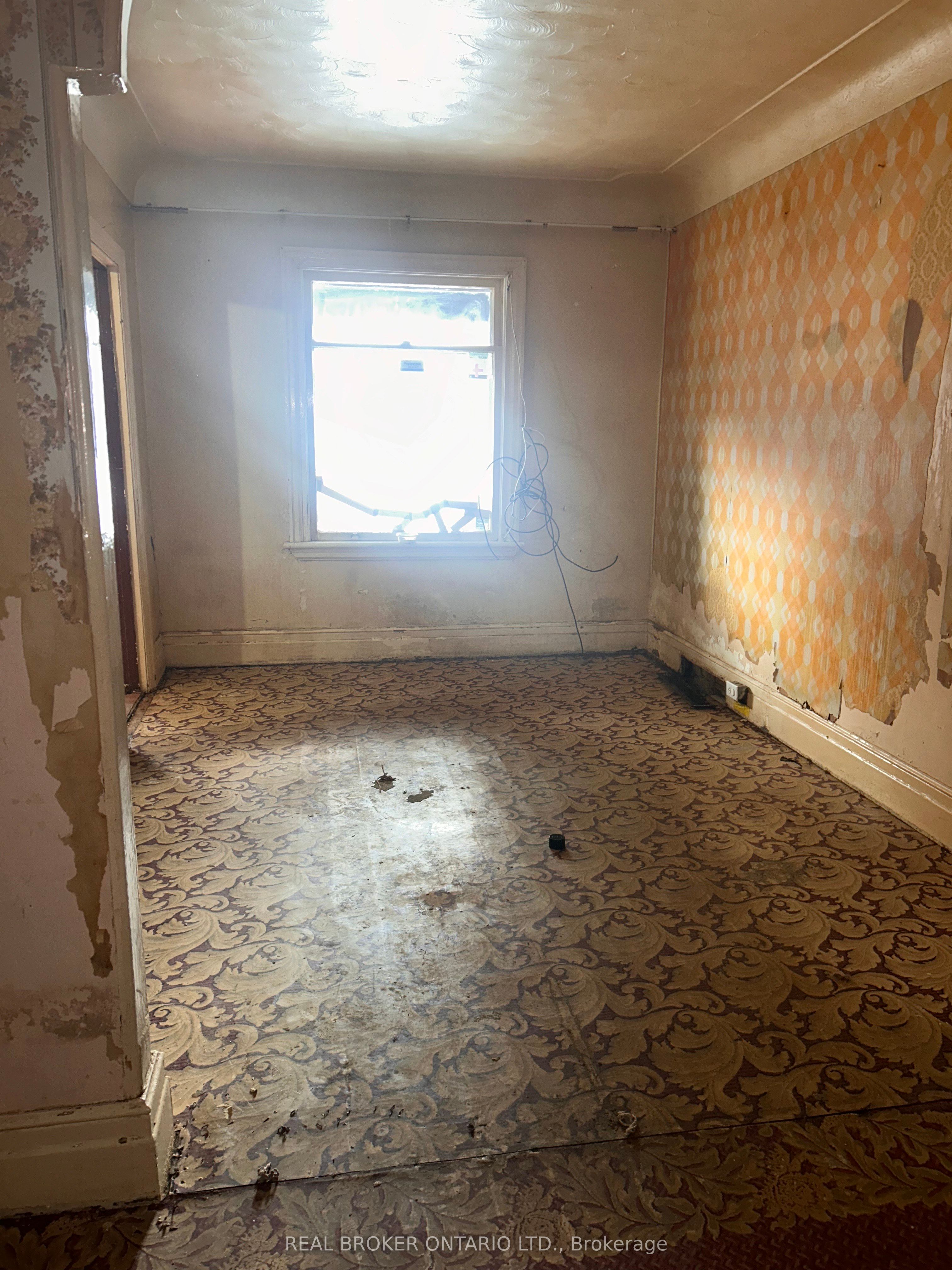 23 Edward Street Property Photo 4