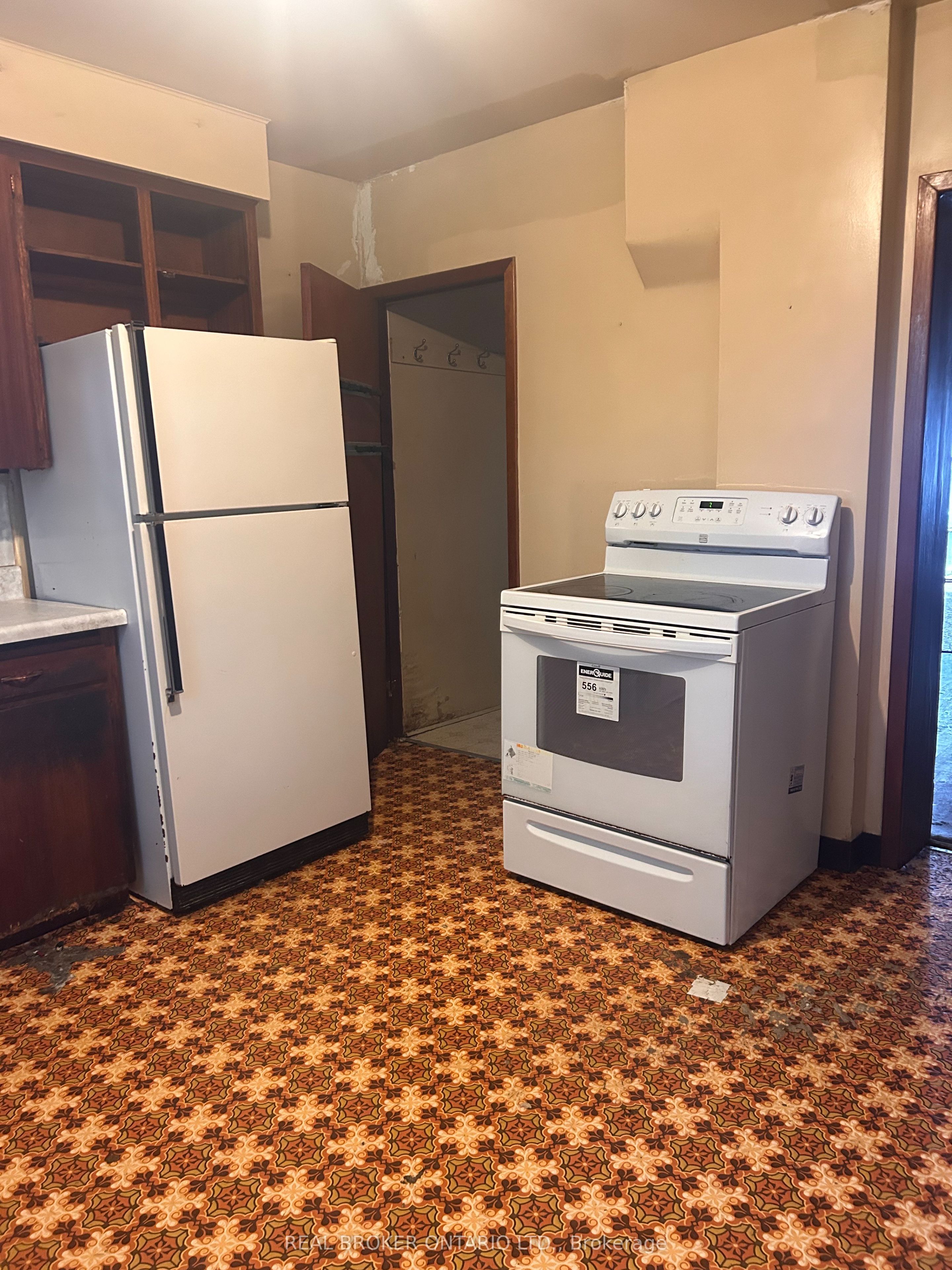 23 Edward Street Property Photo 6