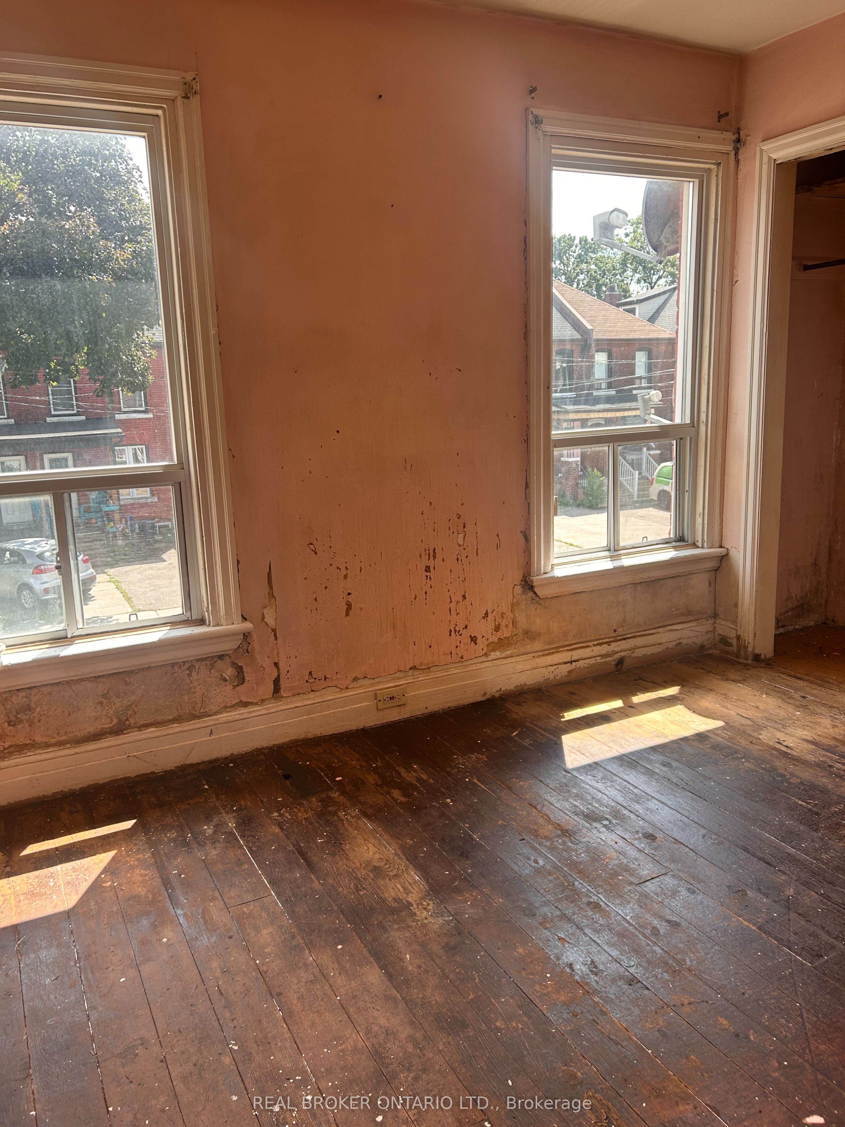23 Edward Street Property Photo 11