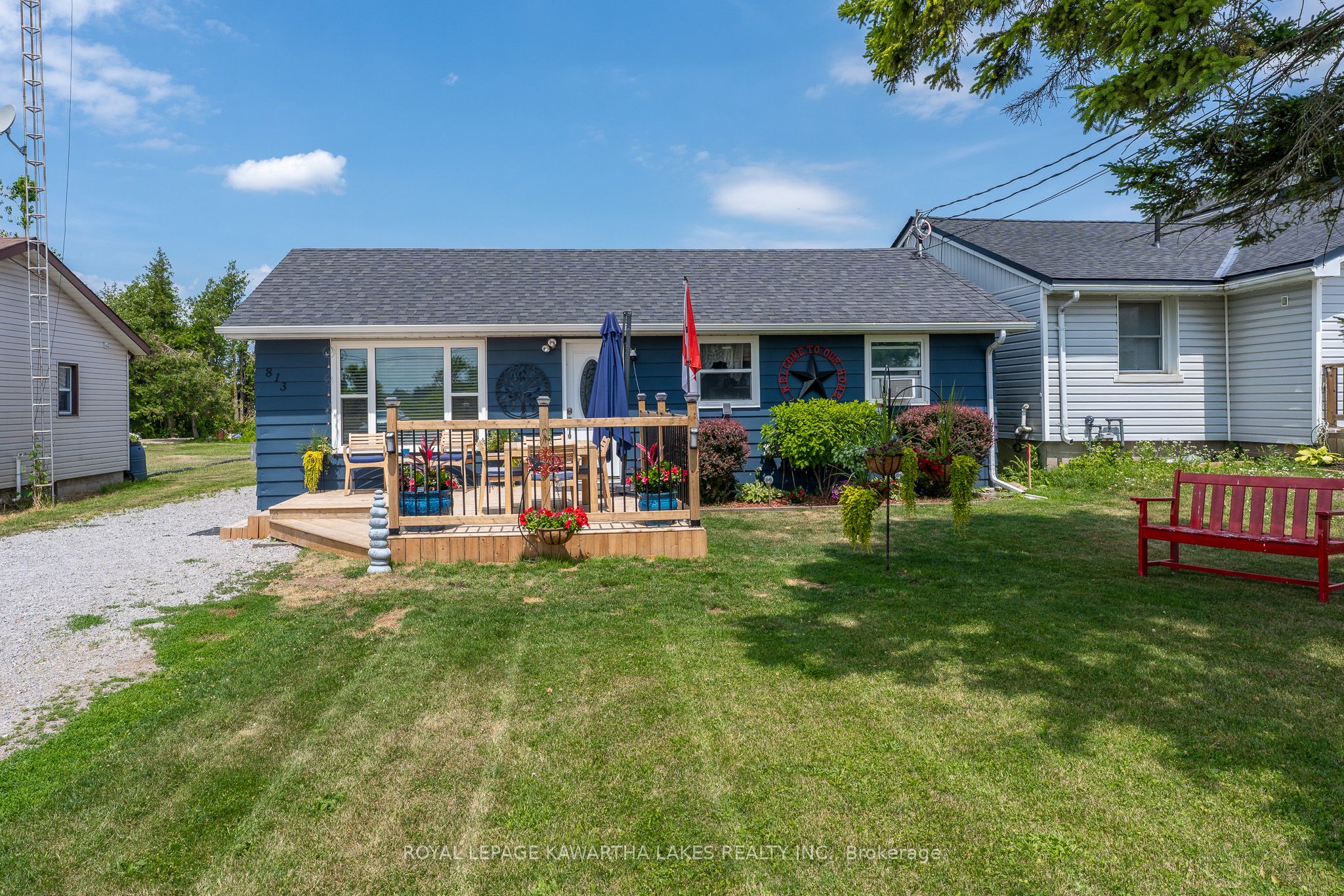 813 County Road 121 Road Property Photo 1